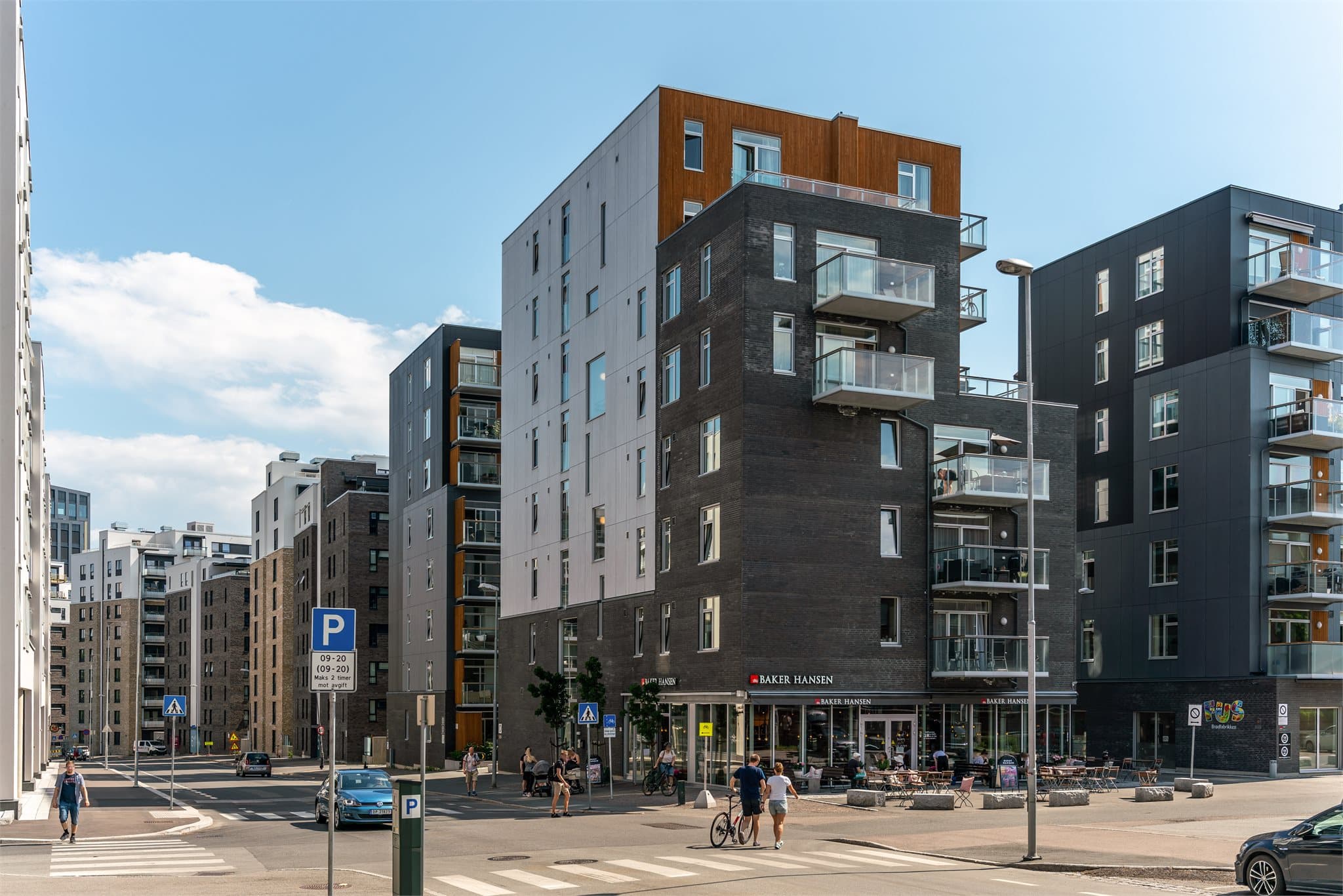 Løren har vokst frem som en moderne og levende bydel med egen identitet.