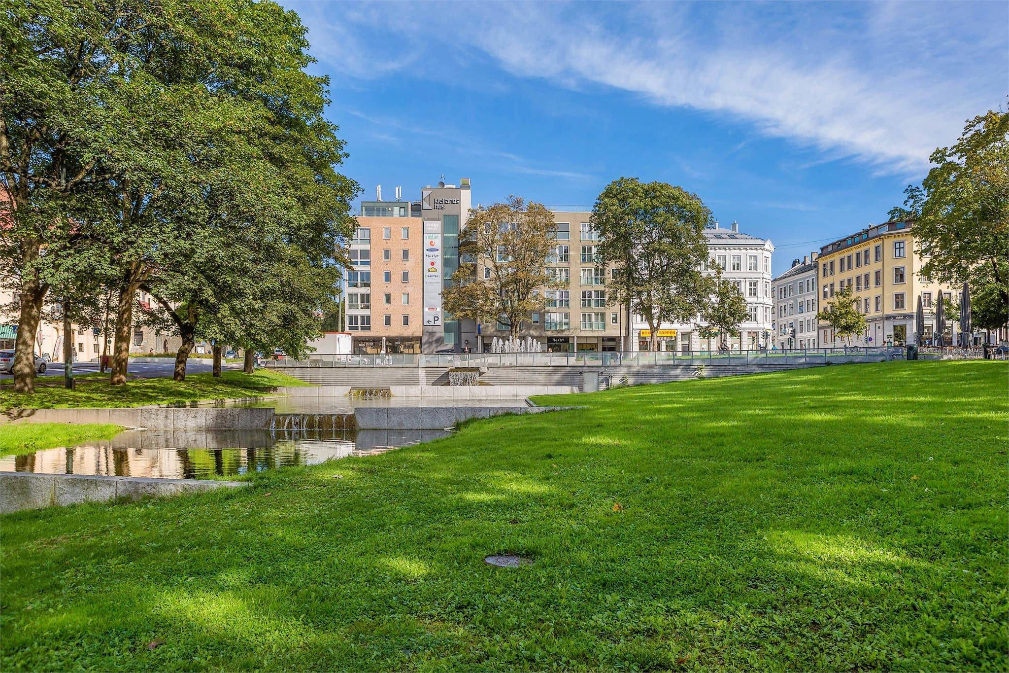 Området byr på flotte grøntområderm som blant annet Ilaparken på Alexander Kiellands plass.