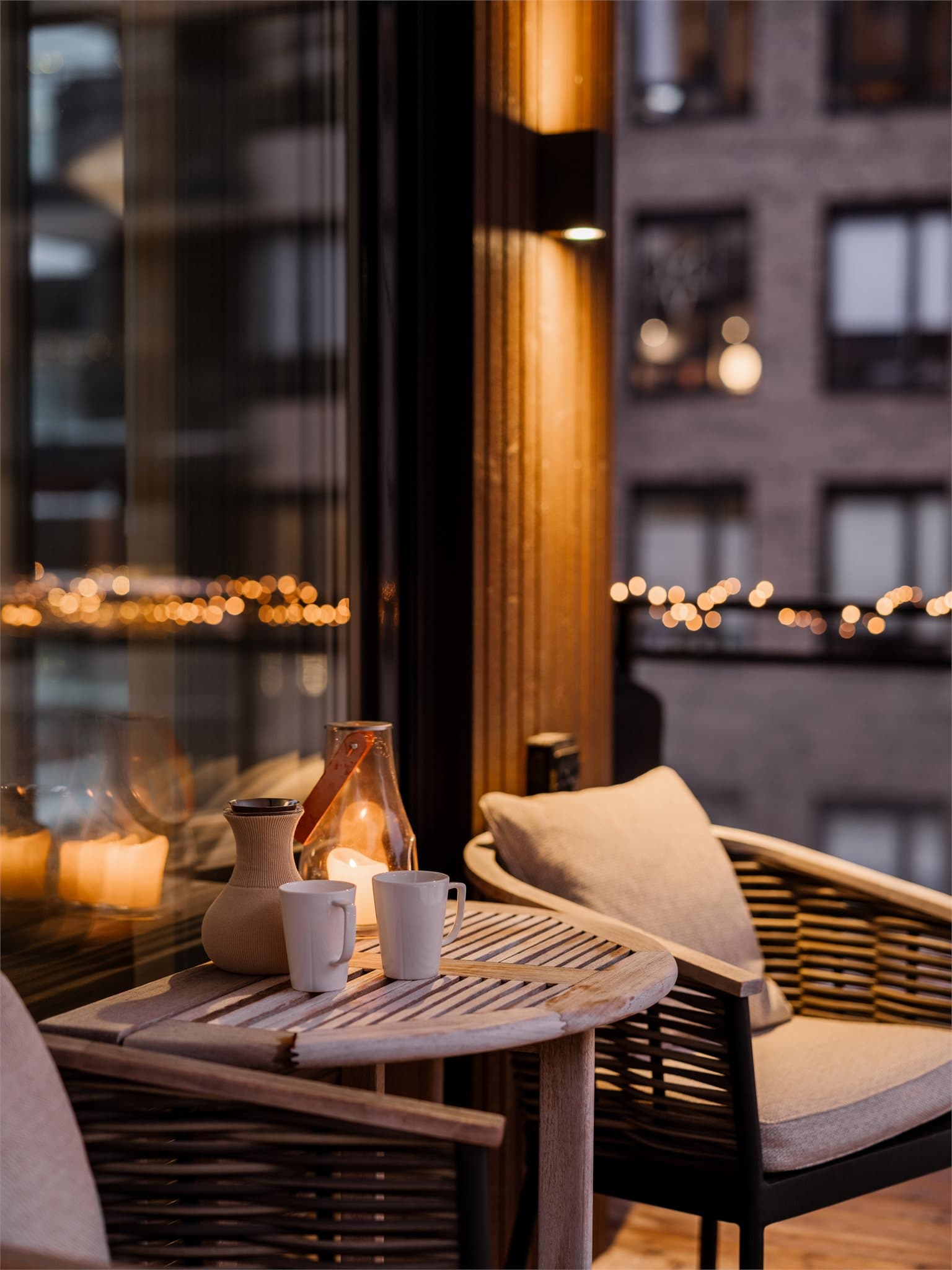 Små lyskilder sørger for god atmosfære på kveldstid.