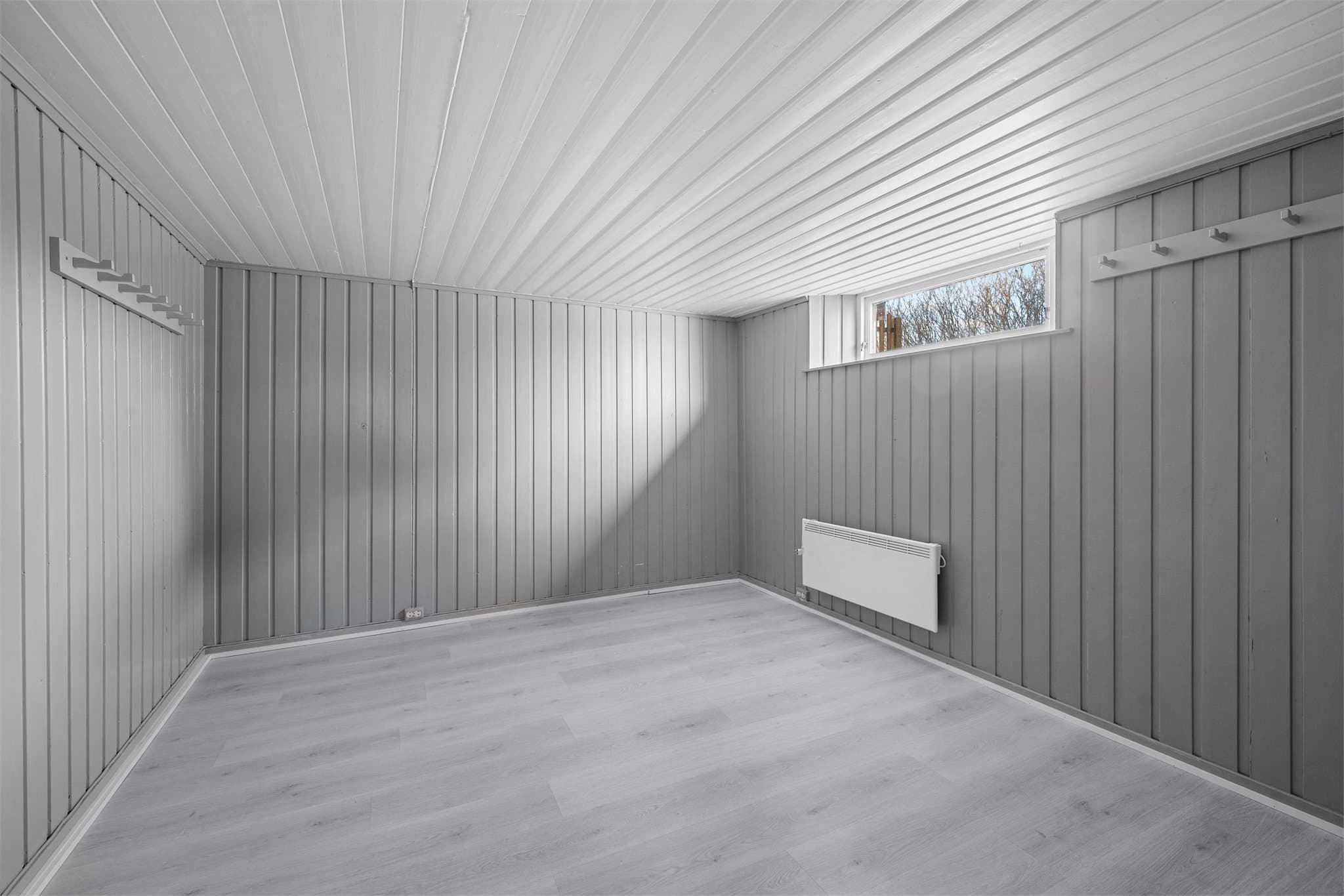 Disponibelt rom i kjeller. Rommet oppfyller ikke krav til varig opphold