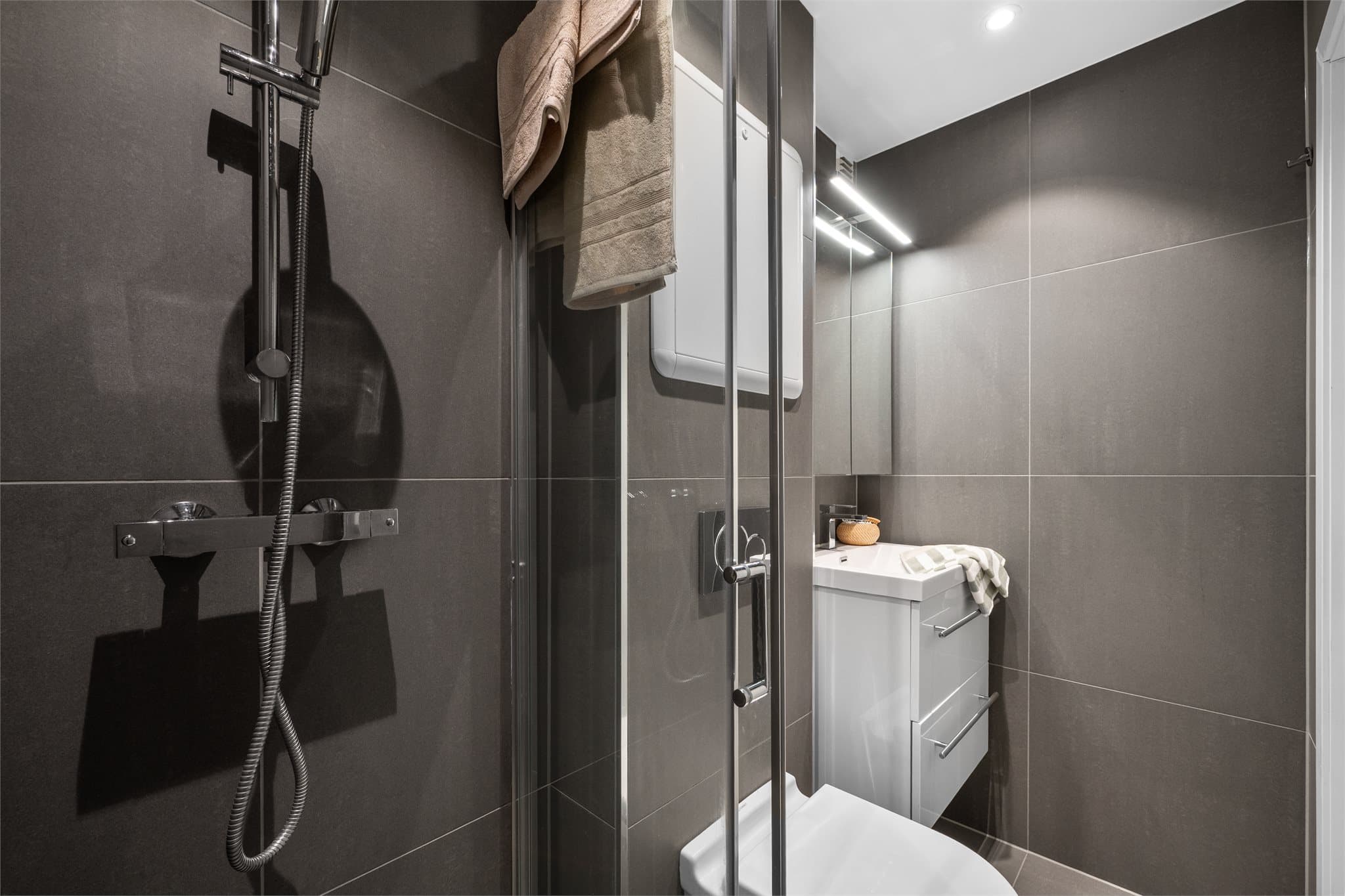 - Badet ble renovert i 2017 -