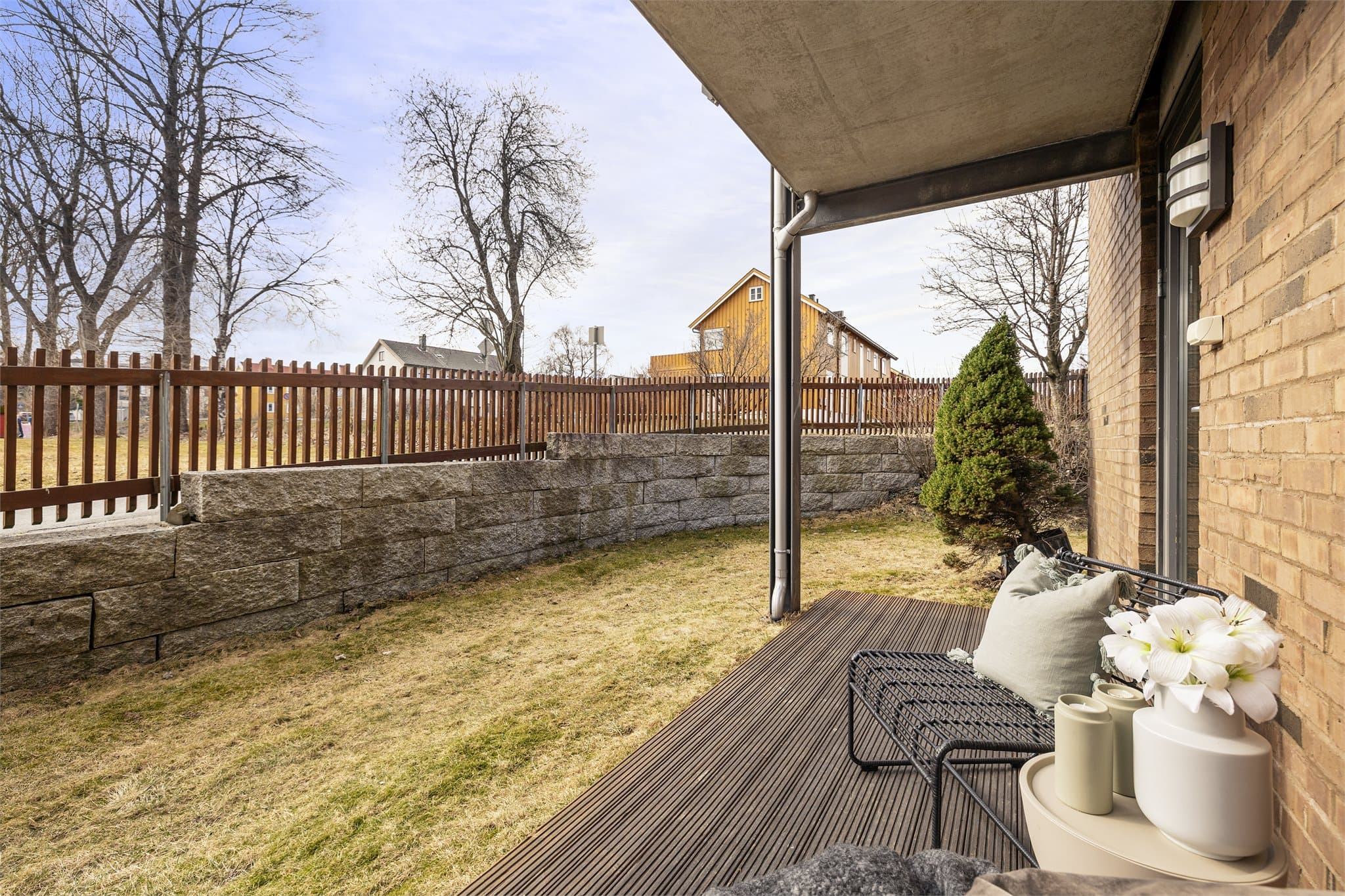 Her bor du sentralt i et attraktivt og trygt område, med gangavstand til det du trenger i hverdagen.