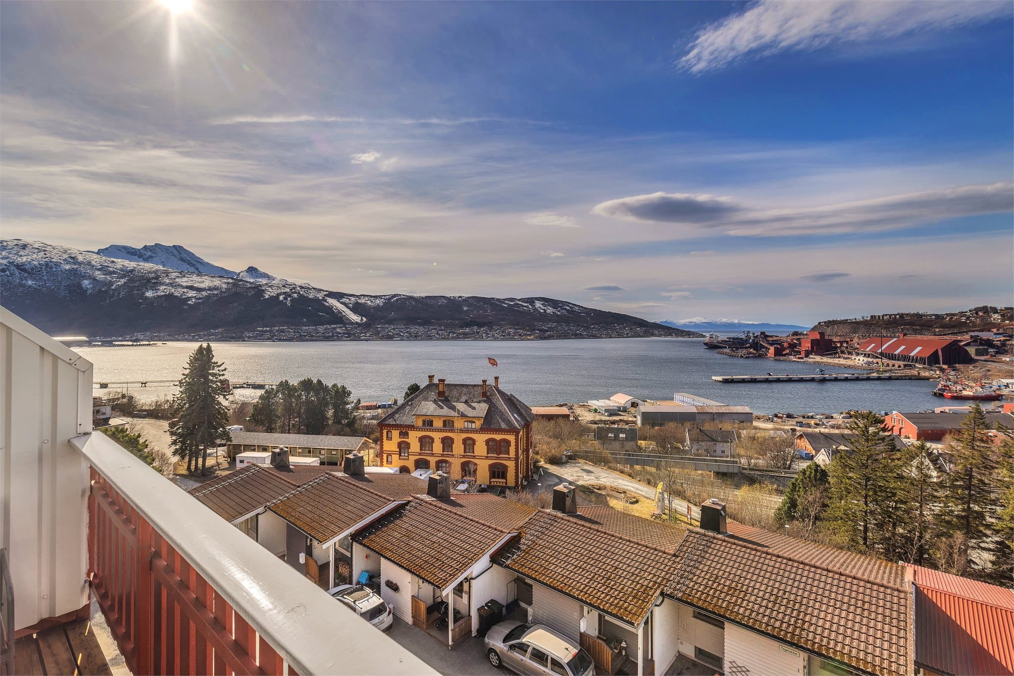 Fantastisk utsikt fra eiendommen!