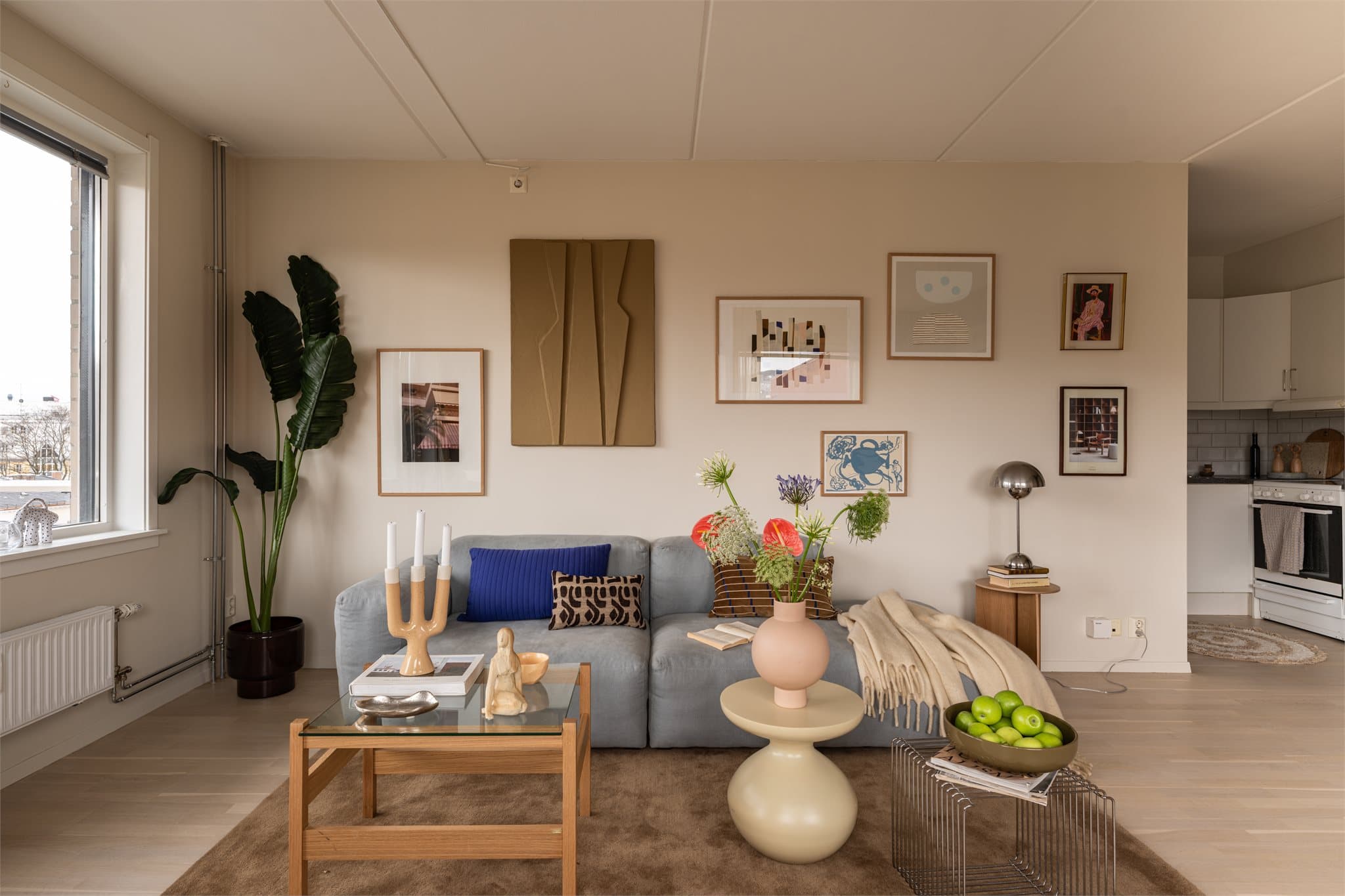 Malte, lyse flater på vegger gir et godt utgangspunkt for personlig preg.