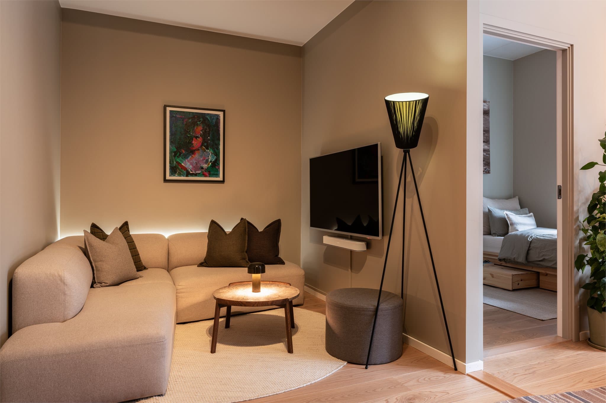 Det er balansert ventilasjon i leiligheten, noe som gir godt inneklima året rundt.