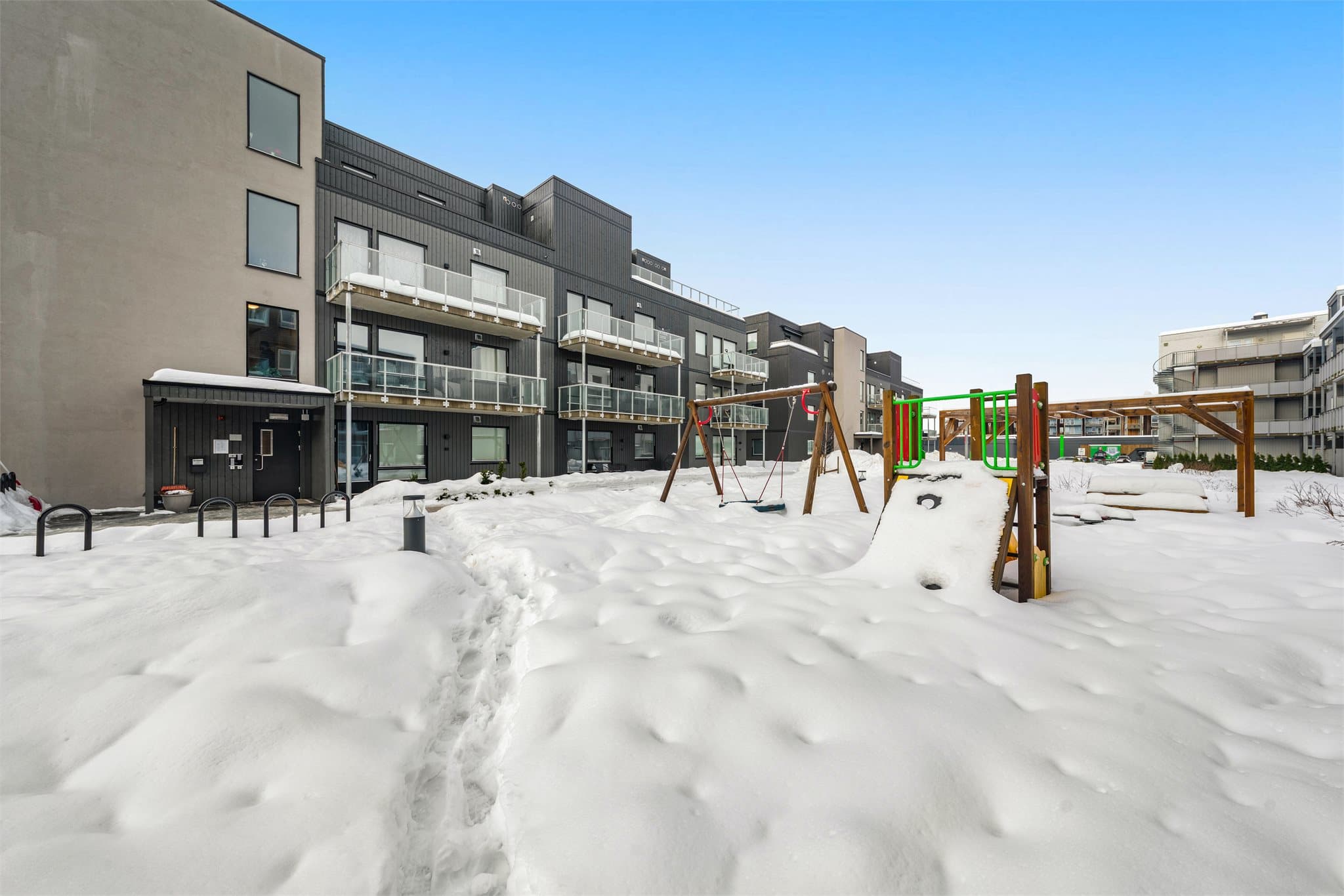 Hyggelige fellesområder i sameiet.