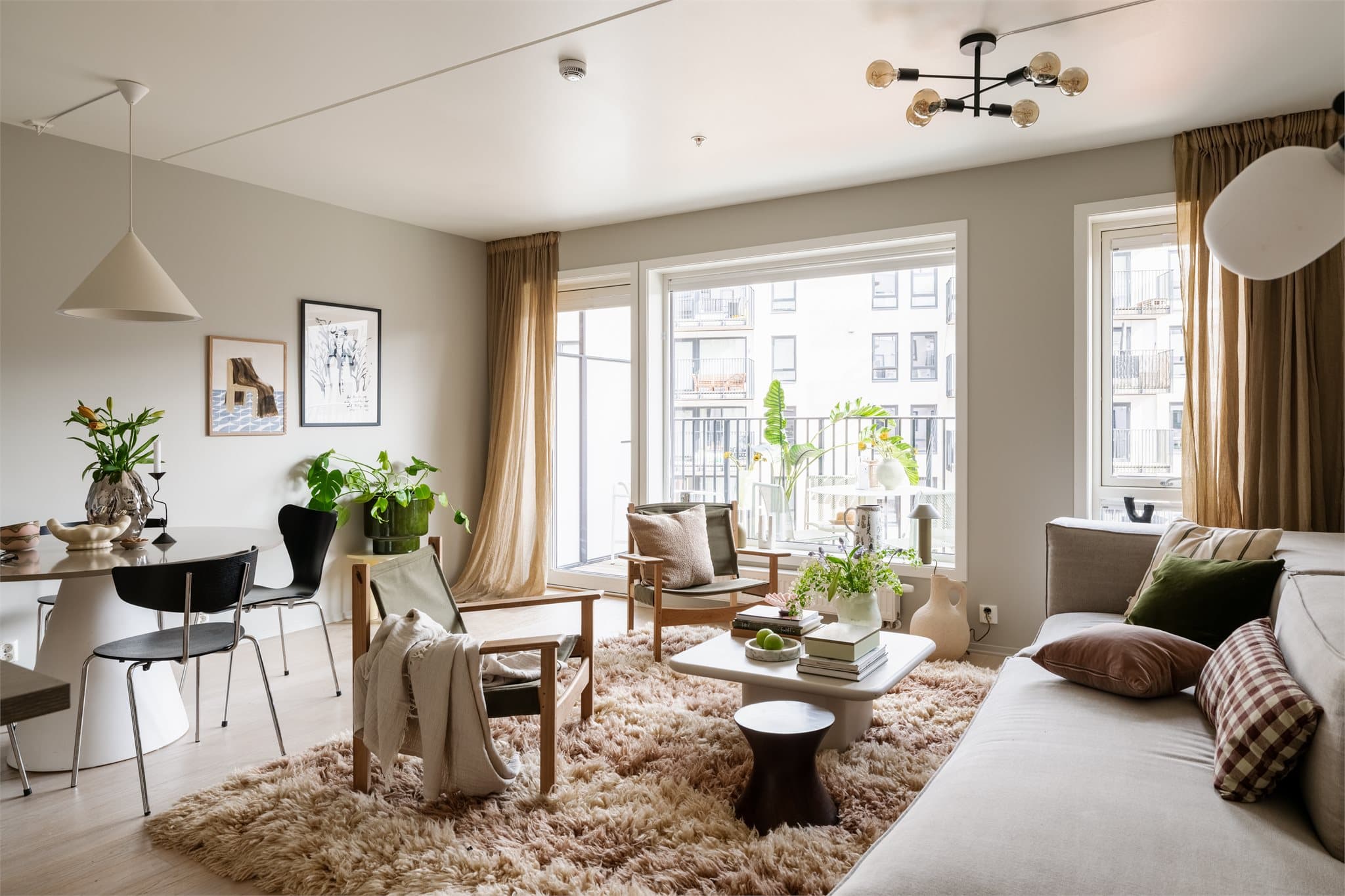 Emir Resulbegovic v. Emera Eiendomsmegling ønsker velkommen til Sigurd Hoels vei 71!