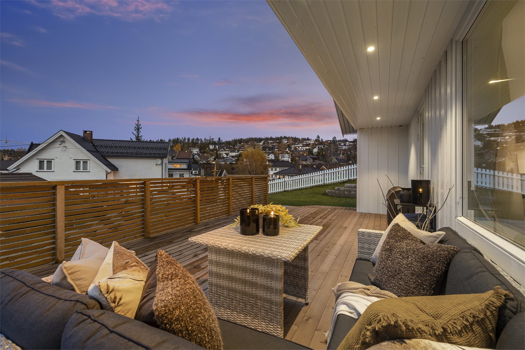 - Perfekt for grillkvelder og avslapping i sommersolen -