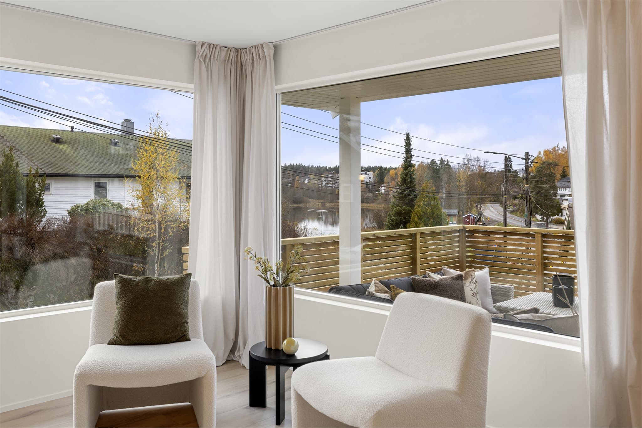 - Utsikt mot Langvannet -