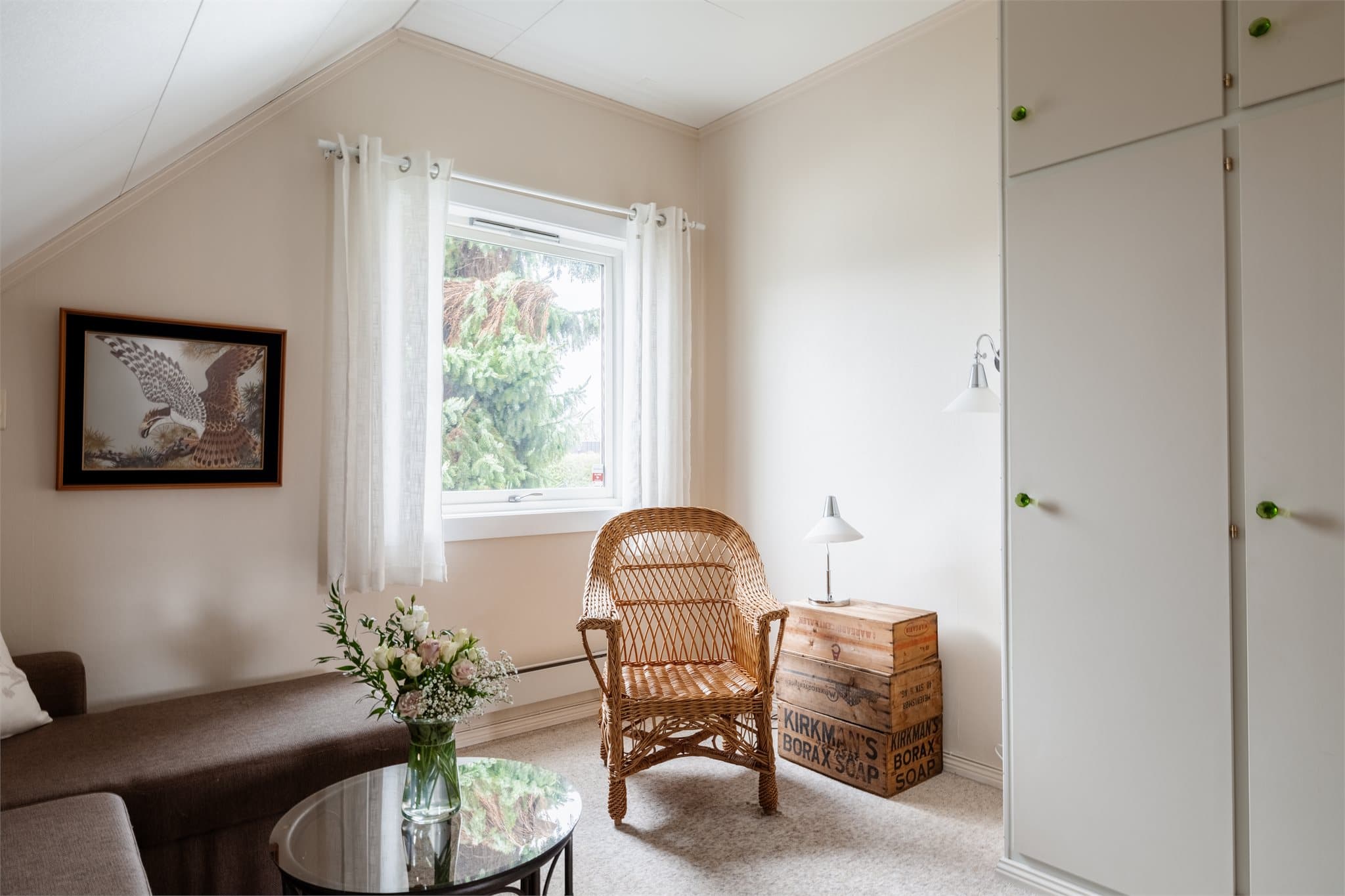 Dette rommet passer utmerket som barnerom, gjesterom eller kontor.