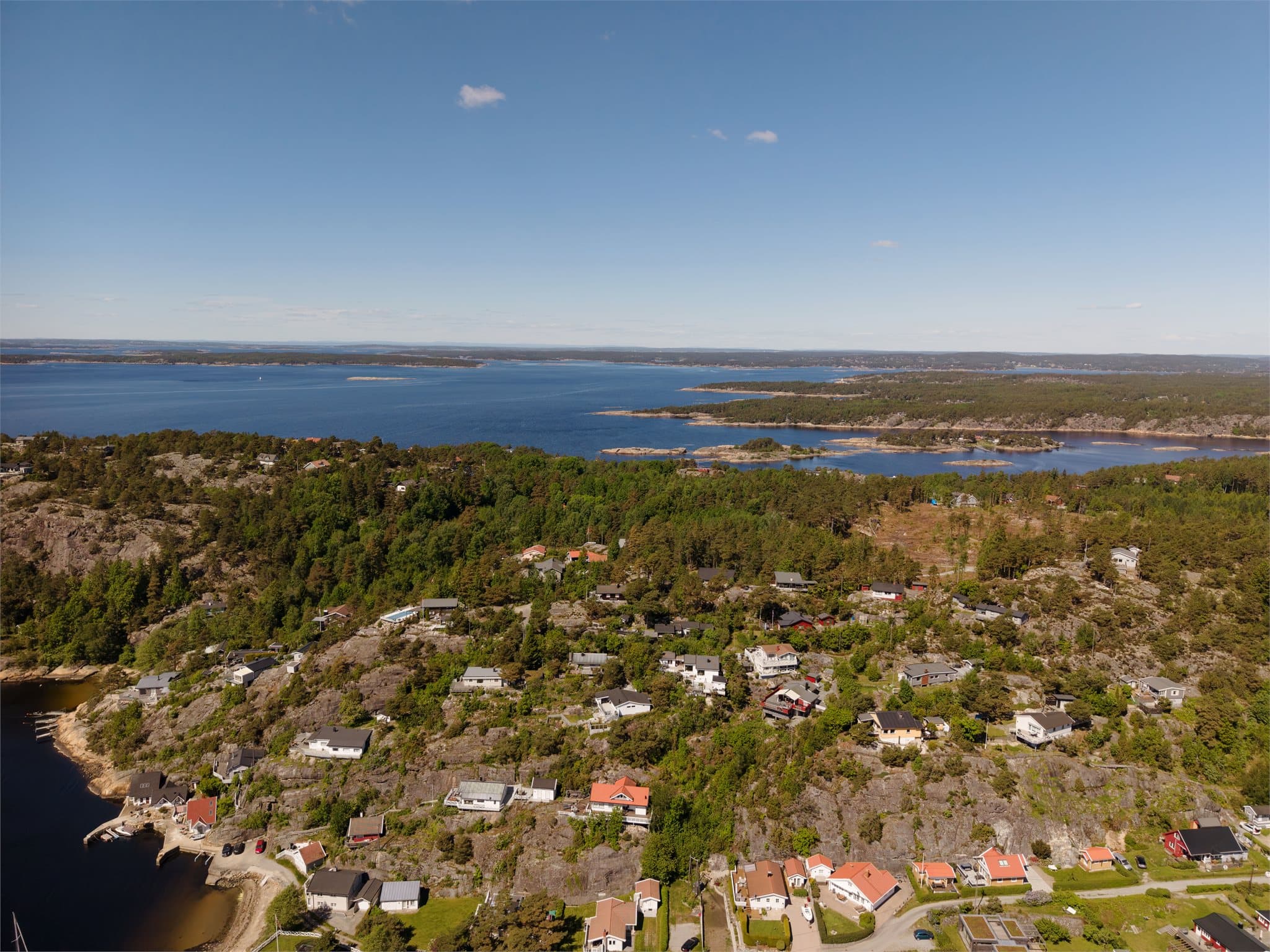 Oversikt over det naturskjønne landskapet.