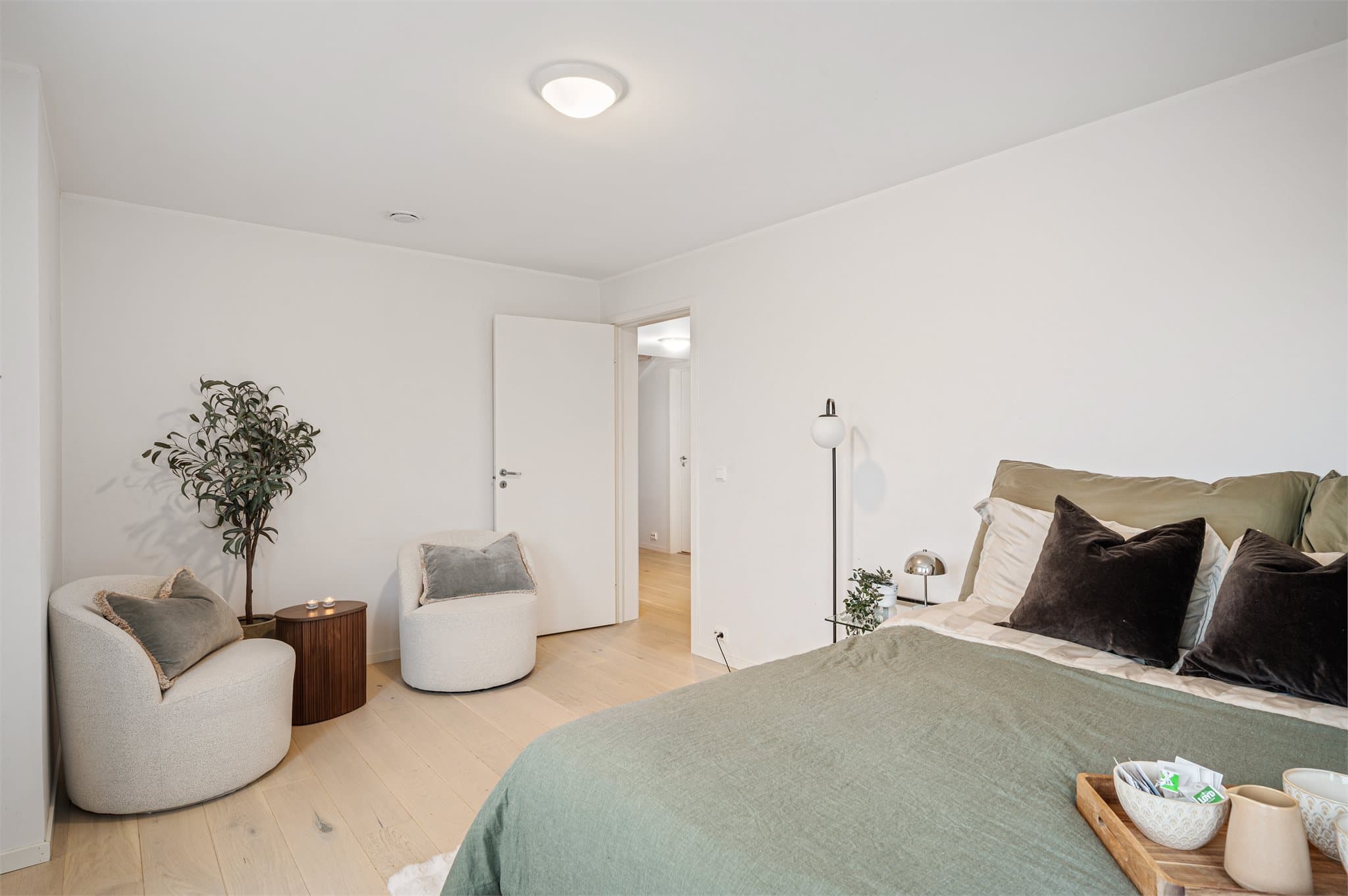 - Rommet passer også perfekt som kjellerstue for familien! -