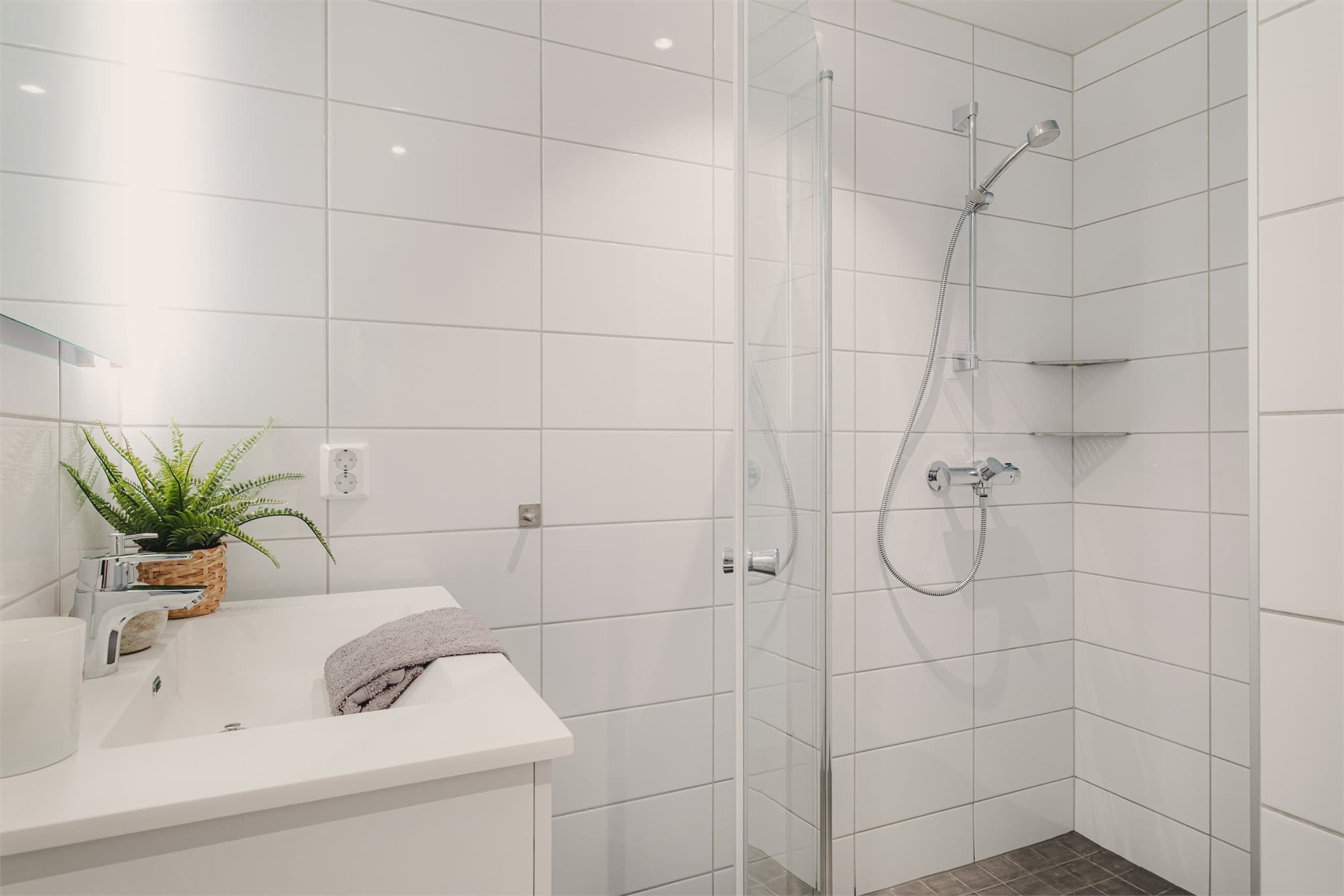- Badet måler 3,9m² -
