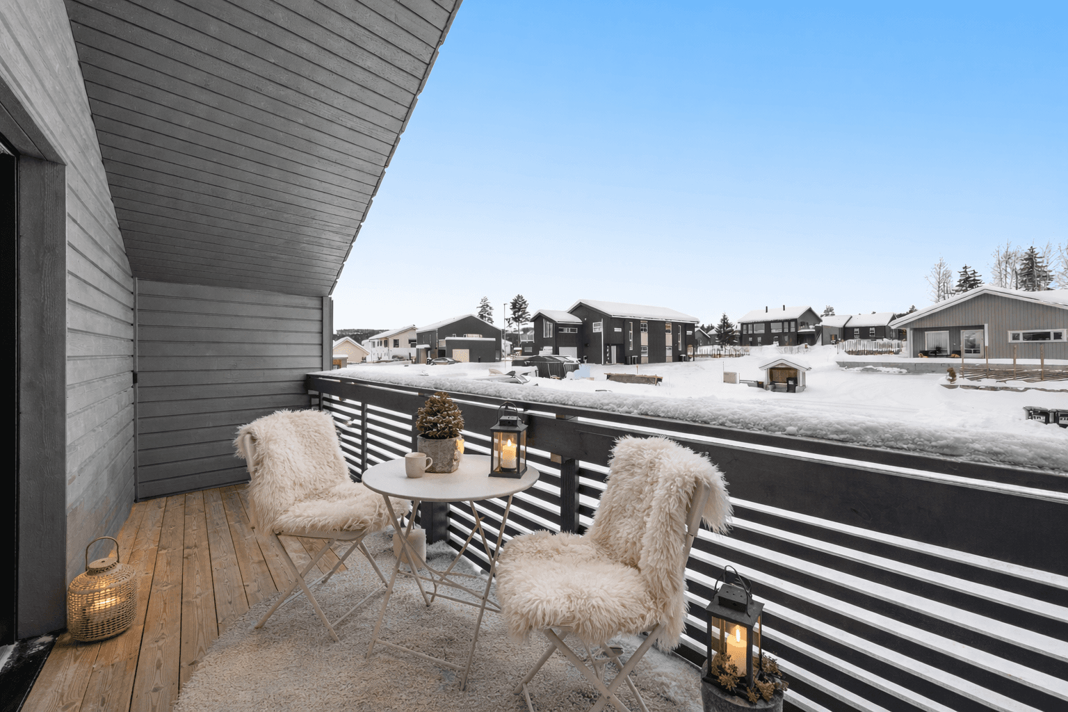 Overbygget balkong i tilknytning til kjøkkenet