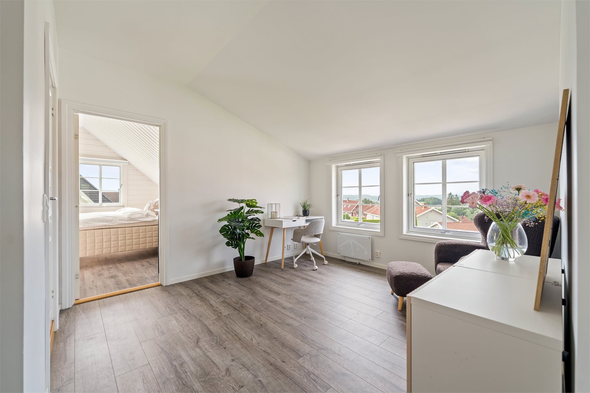 Loftstuen er et flott ekstra oppholdsrom for både barn og ungdom i familien!