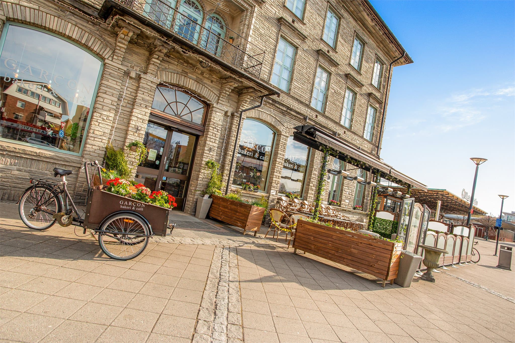 Garçon bakeri og café.