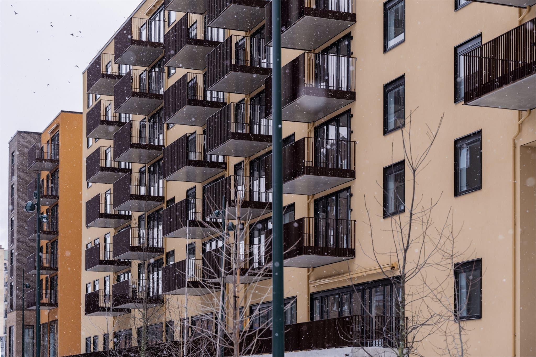 Splitter nytt på Ulven! Et moderne bygg med 198 leiligheter i borettslaget.