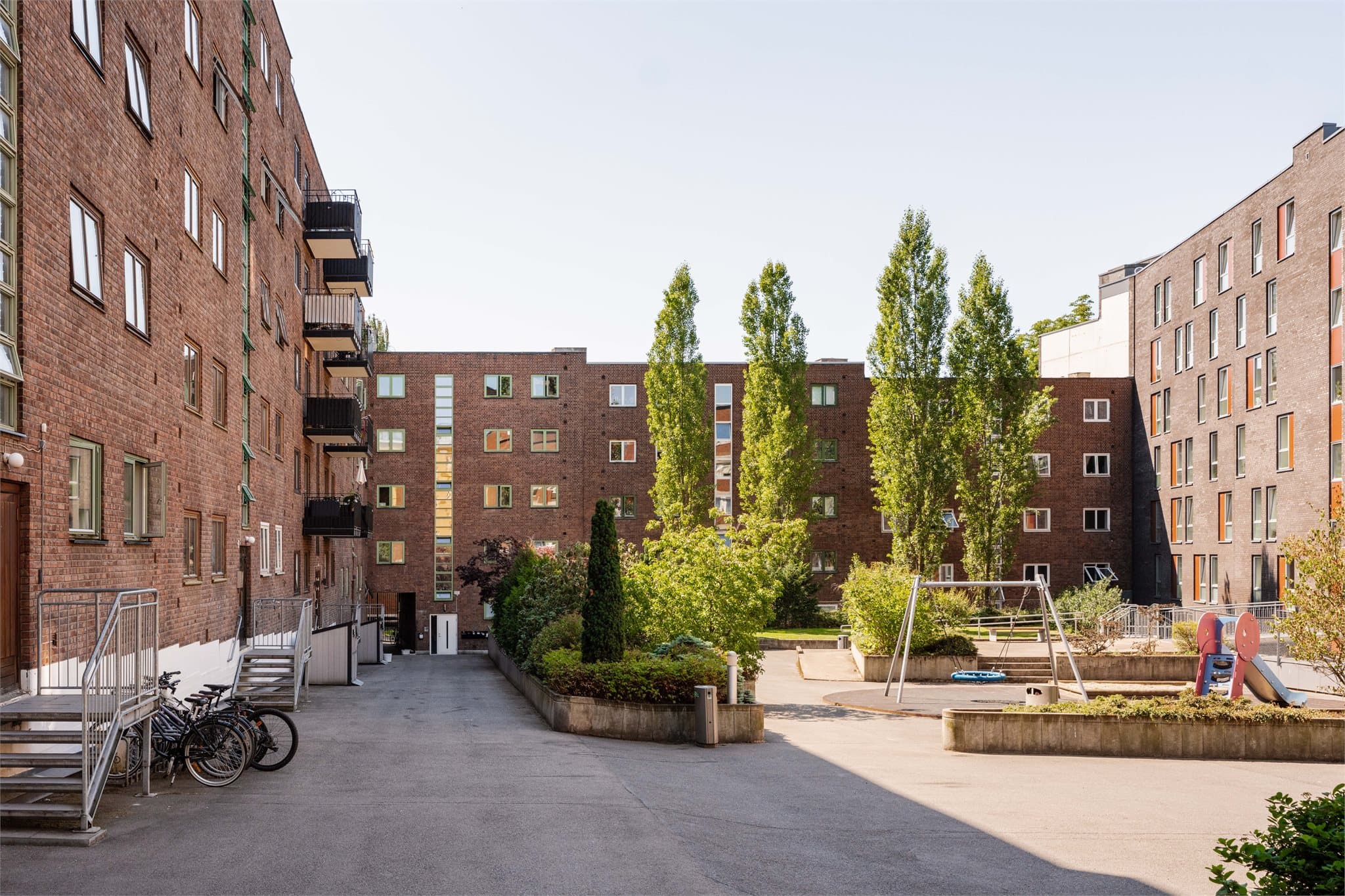 Samlet sett tilbyr dette området en sjelden balanse mellom urbant tilbud og grønne omgivelser, midt i byen, men samtidig skjermet med parker og natur like ved.