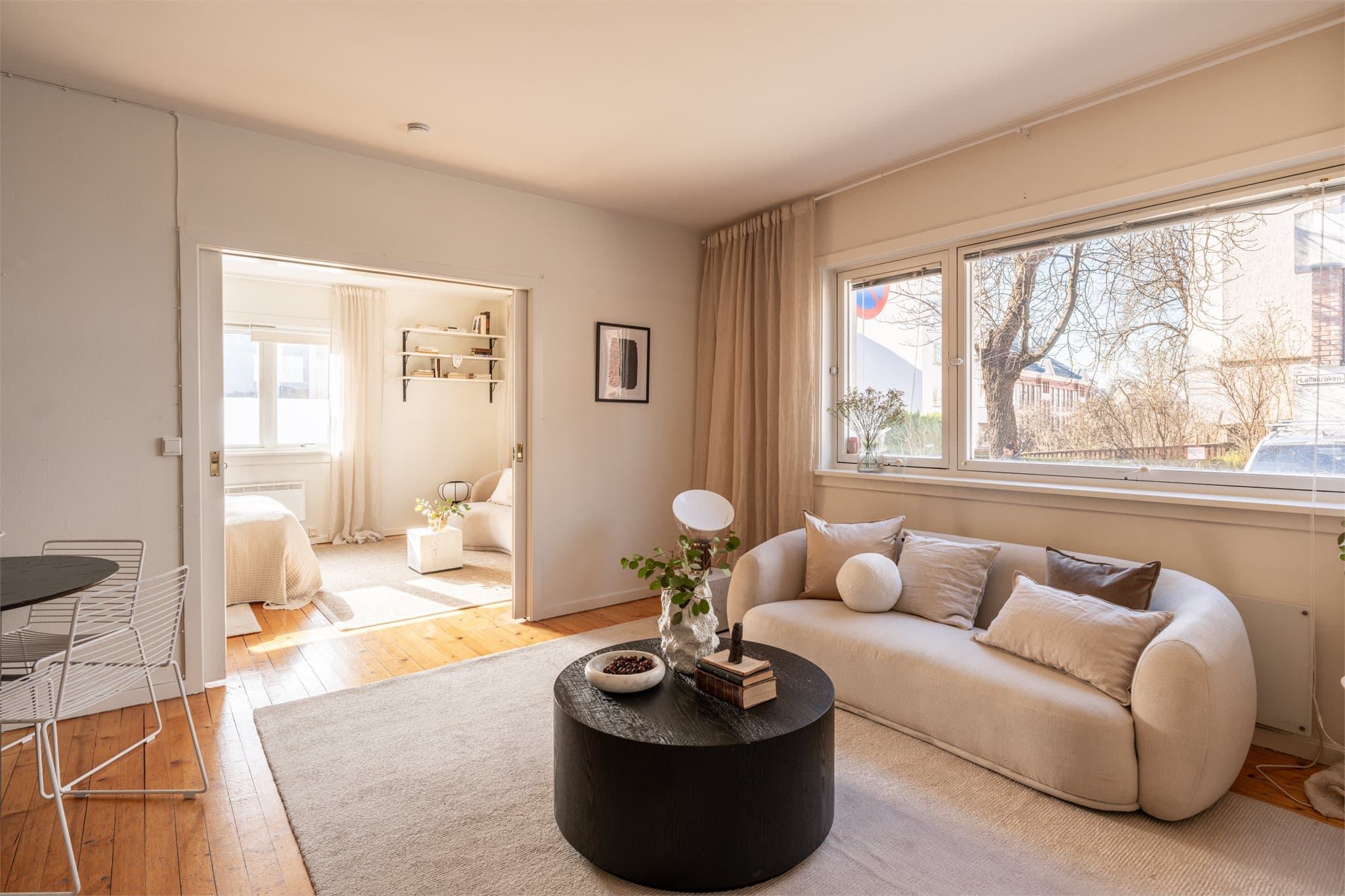 Emera Eiendomsmegling ønsker velkommen til Lallakroken 1A! Foto: Joakim Karlsen.