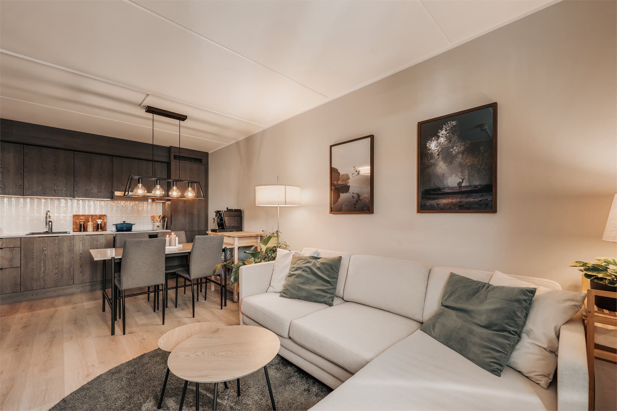 Dette er en lekker 2-roms andelsleilighet i 6.etg. Perfekt førstegangskjøp! Ingen forkjøpsrett eller dokumentavgift.