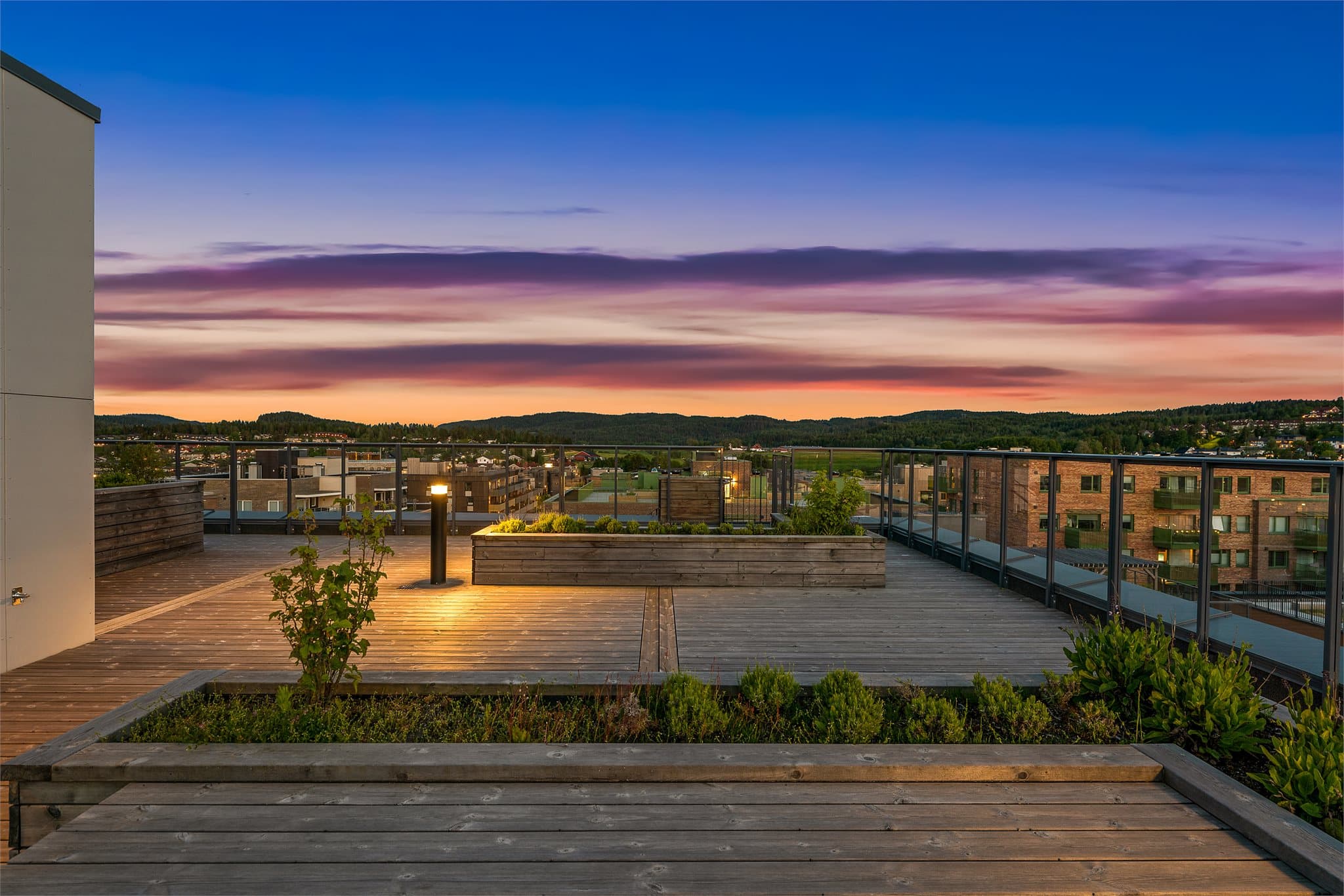 Utsikt over hele nærområdet.