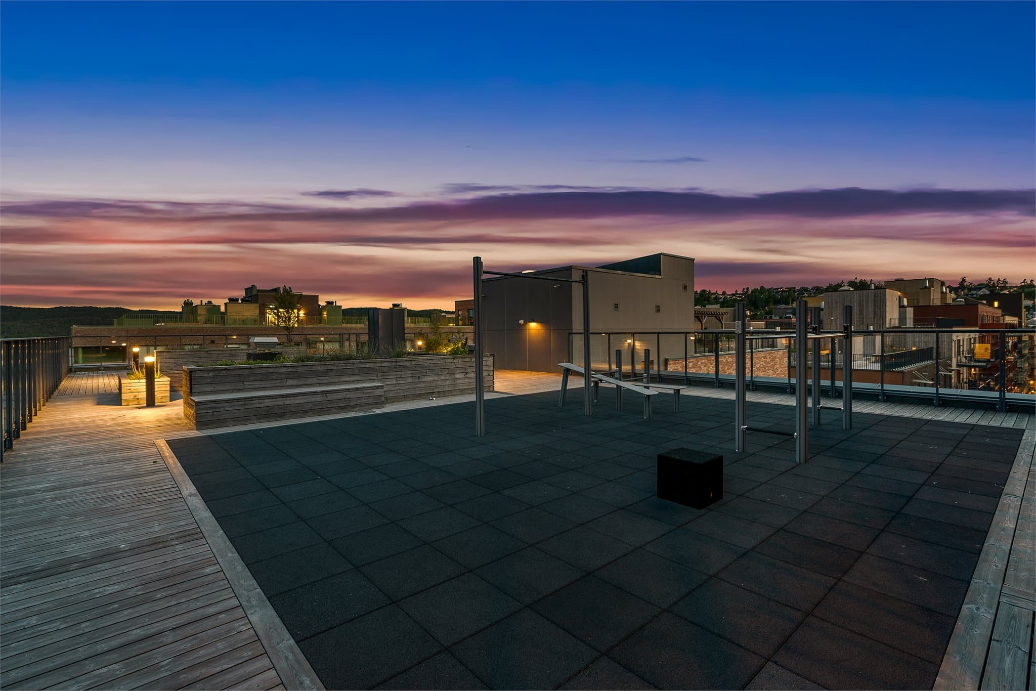 Utvendig "treningssenter" på takterrassen.