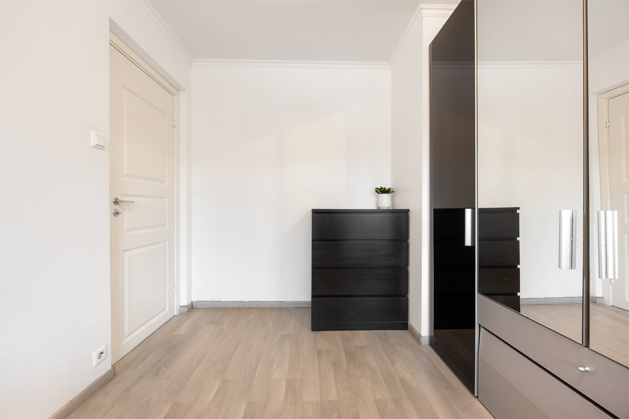 Lyse overflater på soverommene gir et godt utgangspunkt for personlig preg.