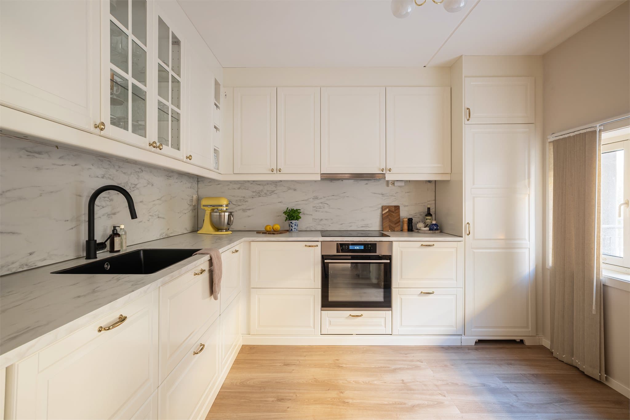 Nytt og lekker IKEA-kjøkken fra 2024