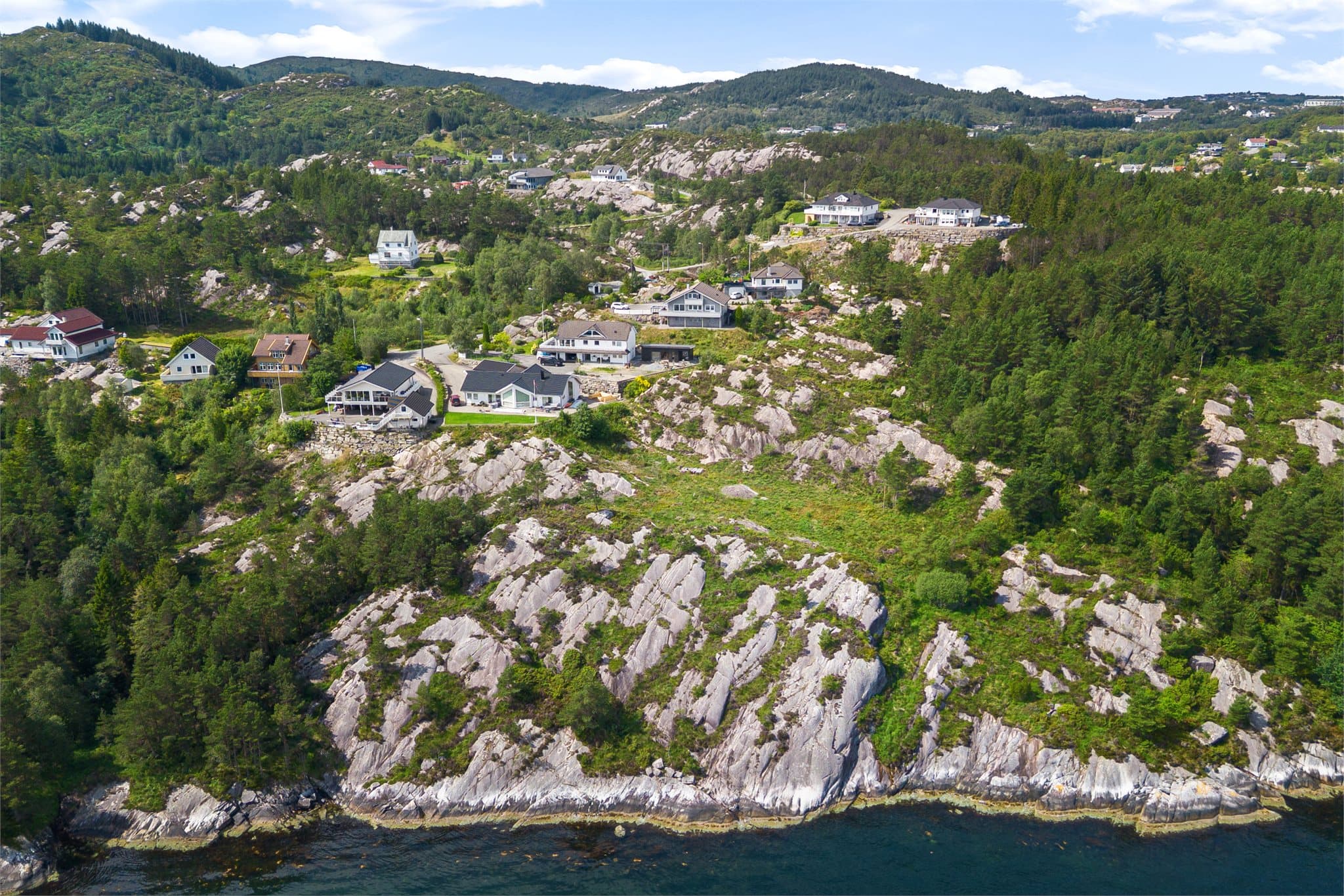 Her kan du nyte romlige omgivelser i trivelig naboskap