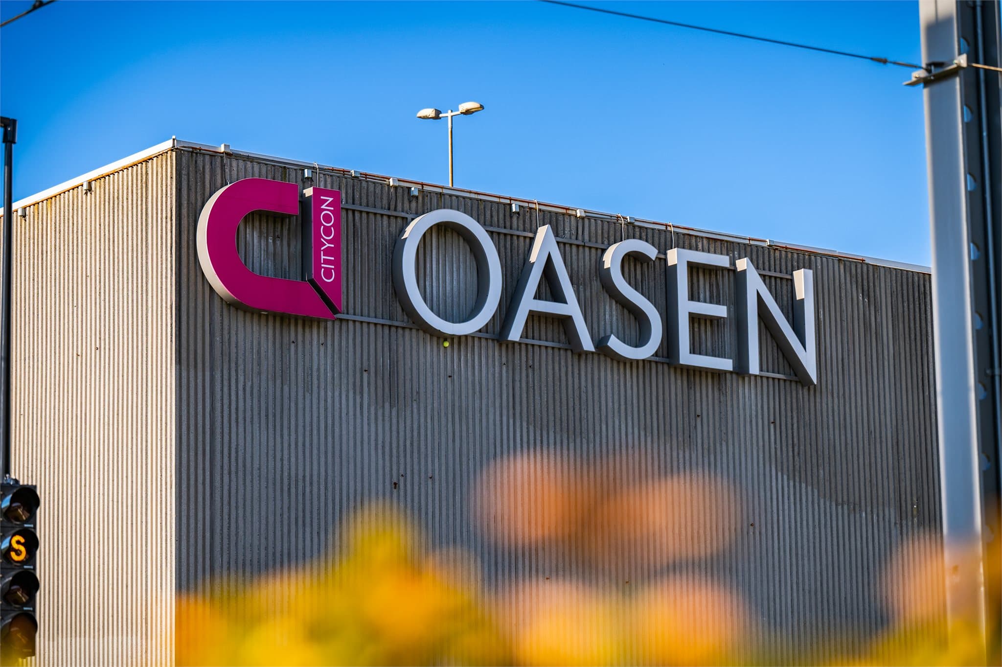 - Kort vei til Oasen som byr på et rikt servicetilbud, samt buss- og bybanestopp -