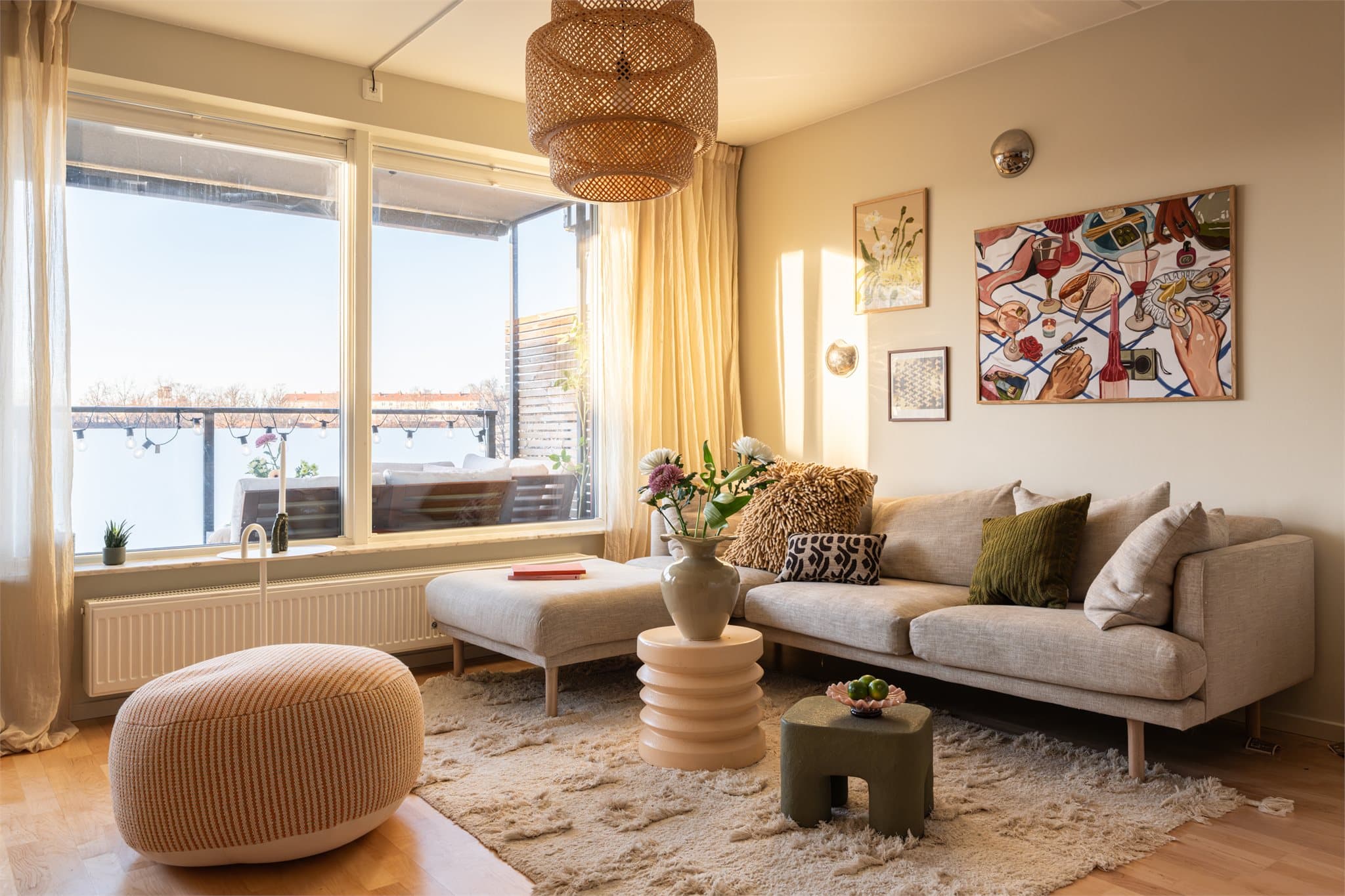 Radiatorer sørger for god temperatur på kaldere dager.