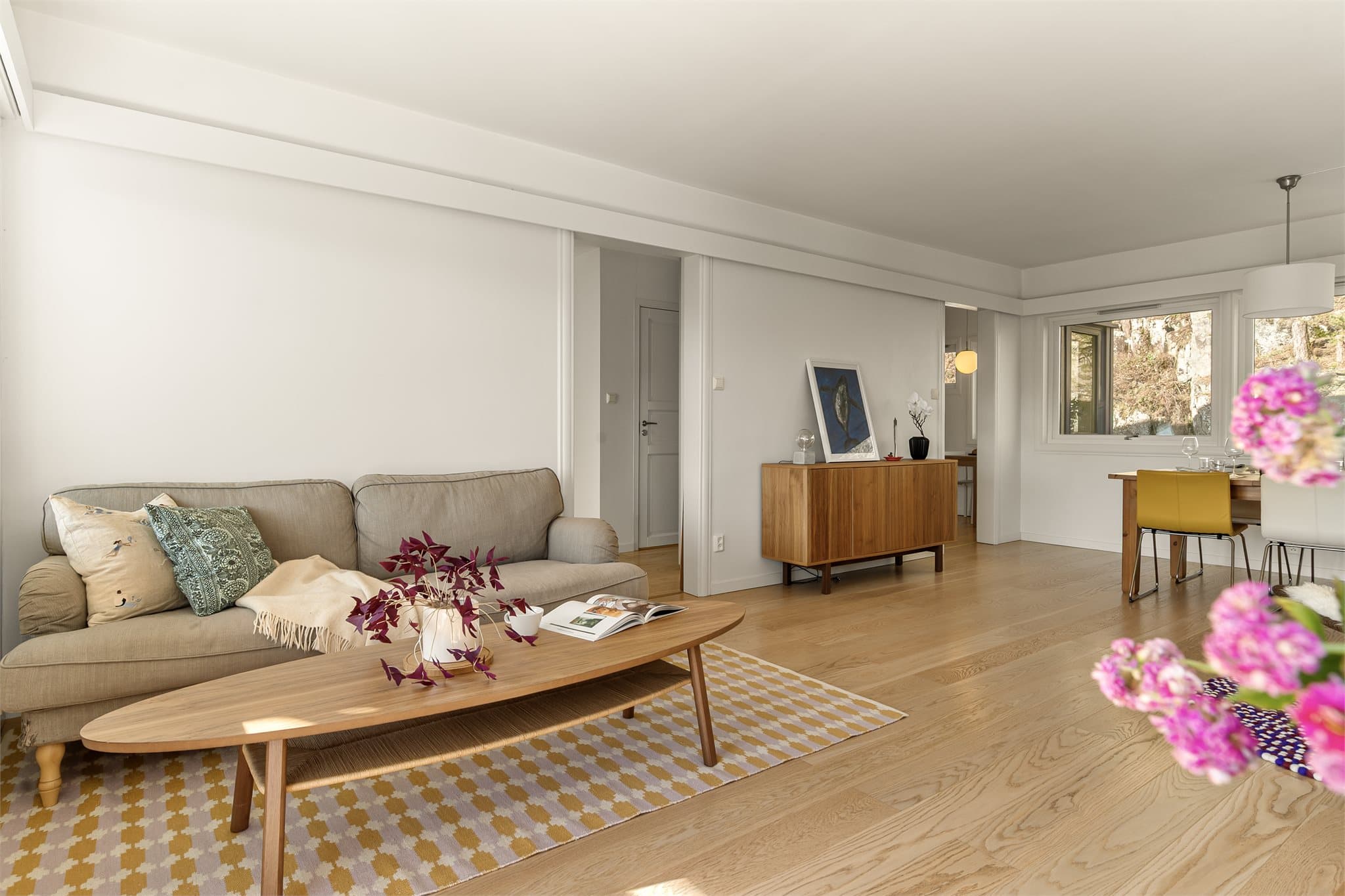 - God lagringsplass i to utvendige boder i byggets fellesareal på 5m² og 2m² -