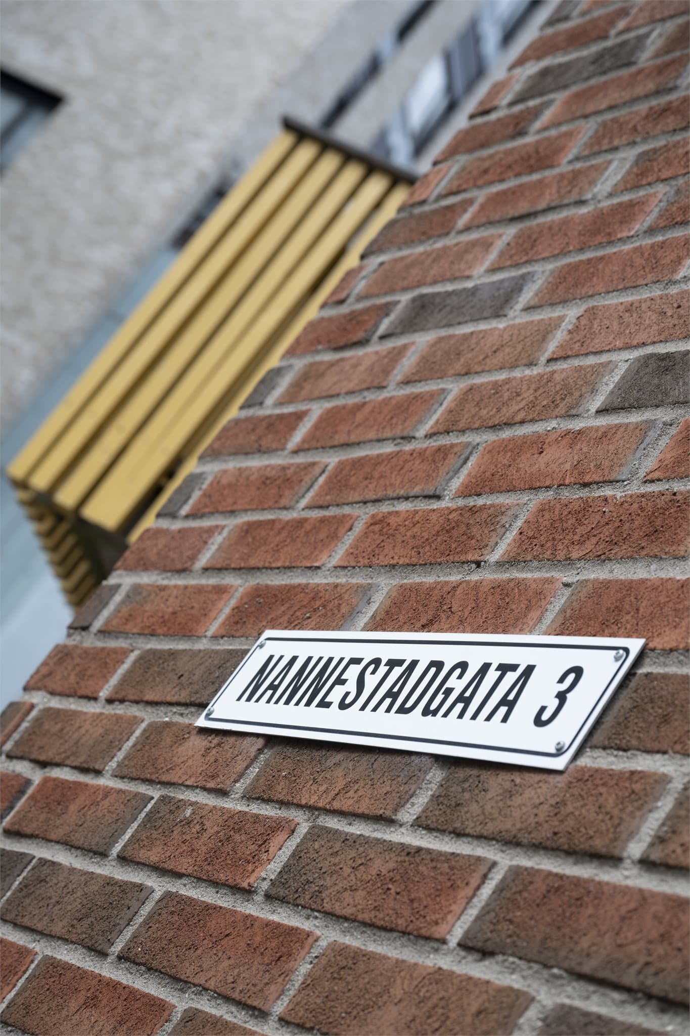 Leiligheten ligger i Nannestadgata borettslag – et hyggelig borettslag med en attraktiv beliggenhet sentralt i Lillestrøm.
