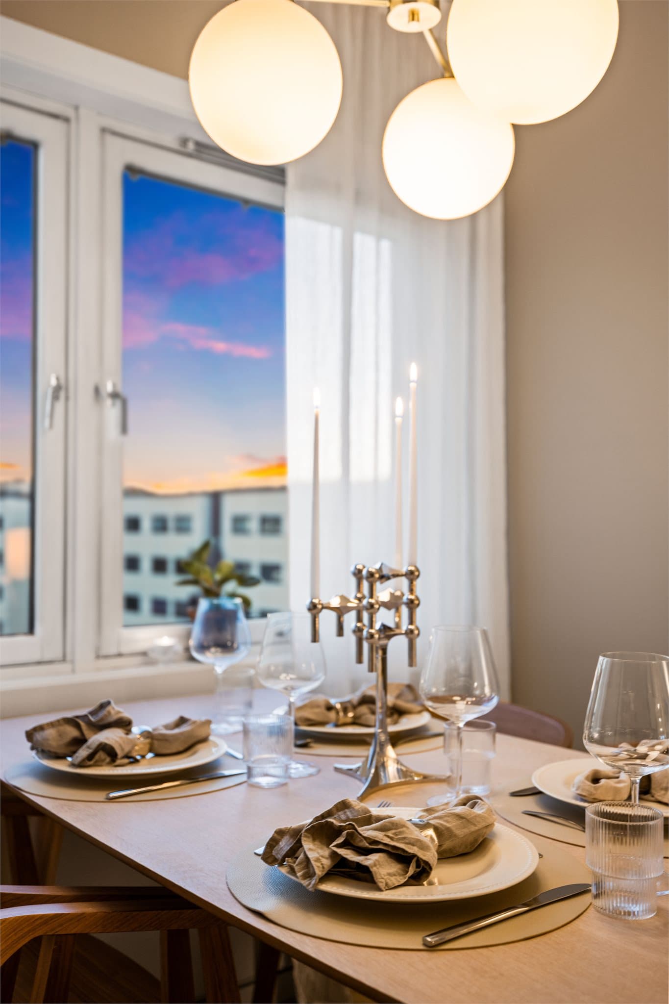 Spiseplassen er en hyggelig sone for måltider.