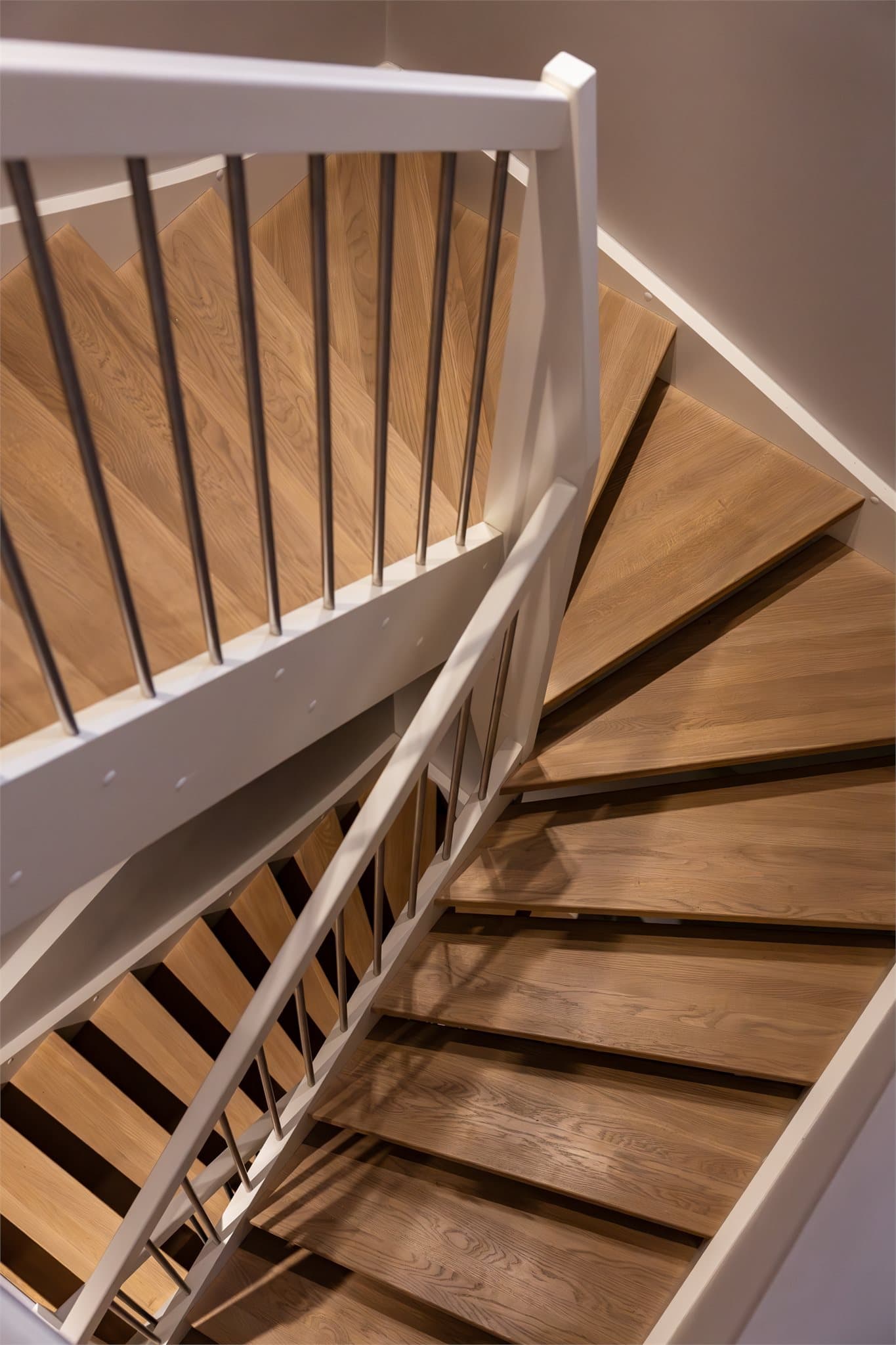 Trapp mellom etasjene i boligen.