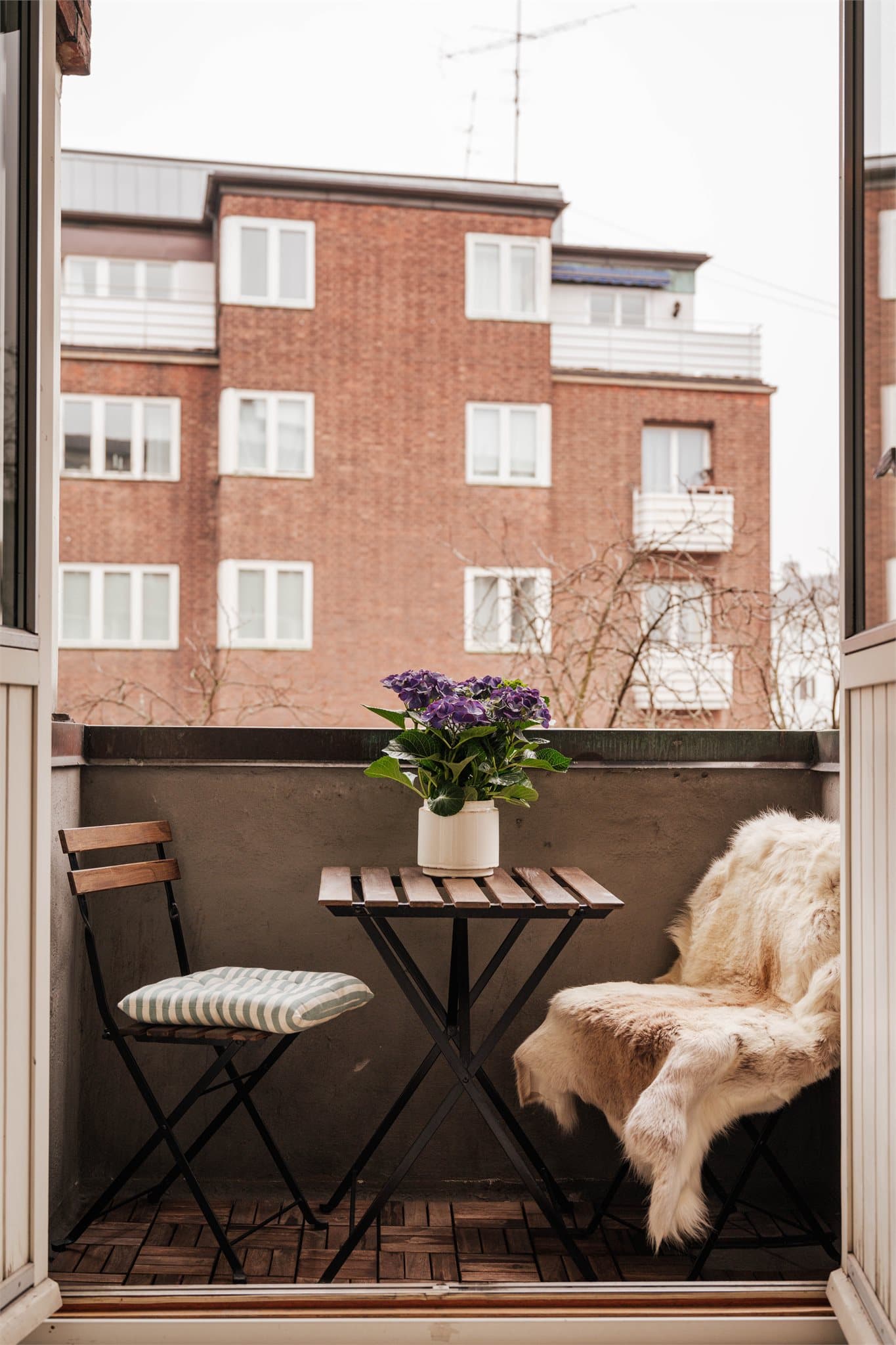 Her kan du nyte en deilig kopp kaffe på morgenkvisten, høyt og luftig i 6. etasje.