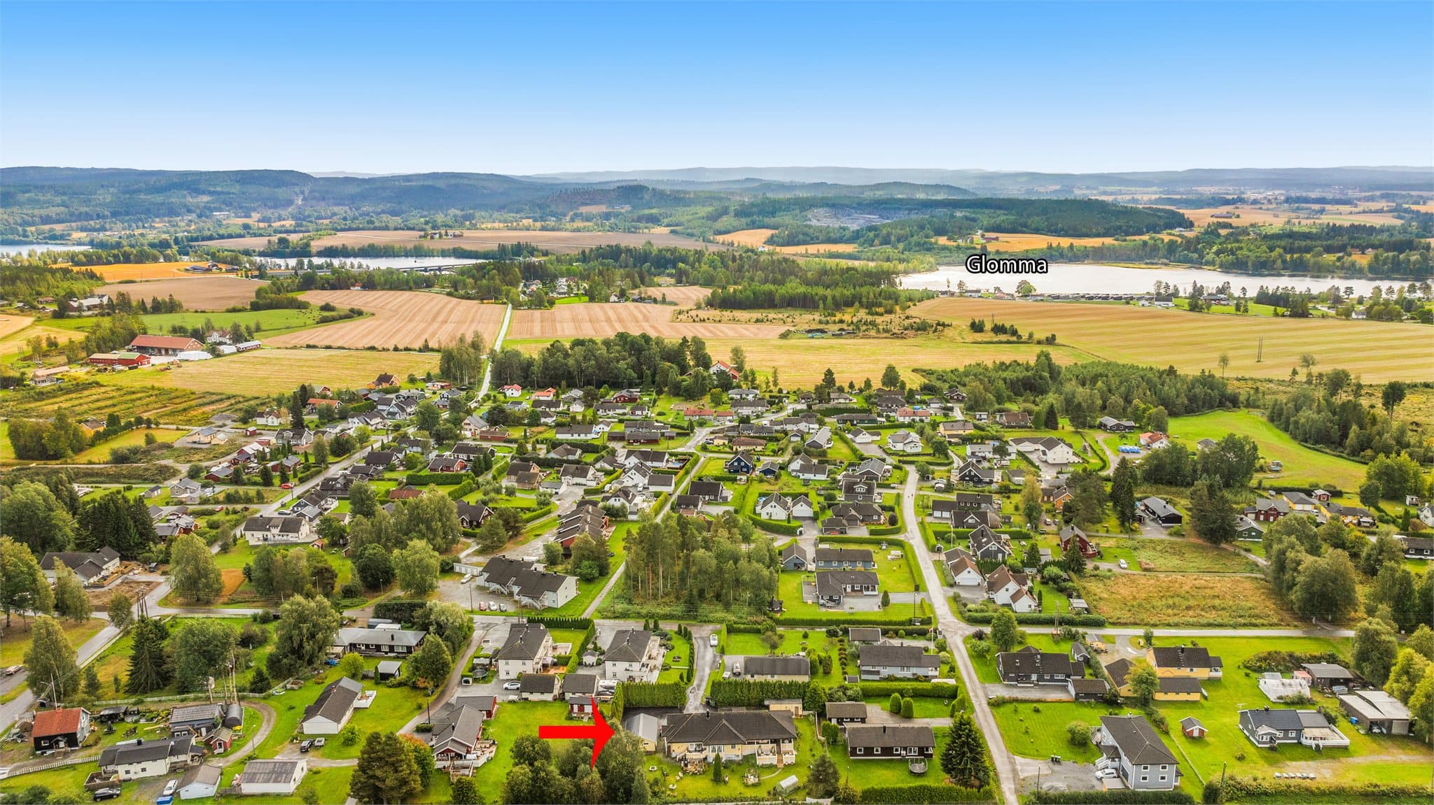 Landlig og idyllisk beliggenhet på Oppakermoen i Nes kommune.