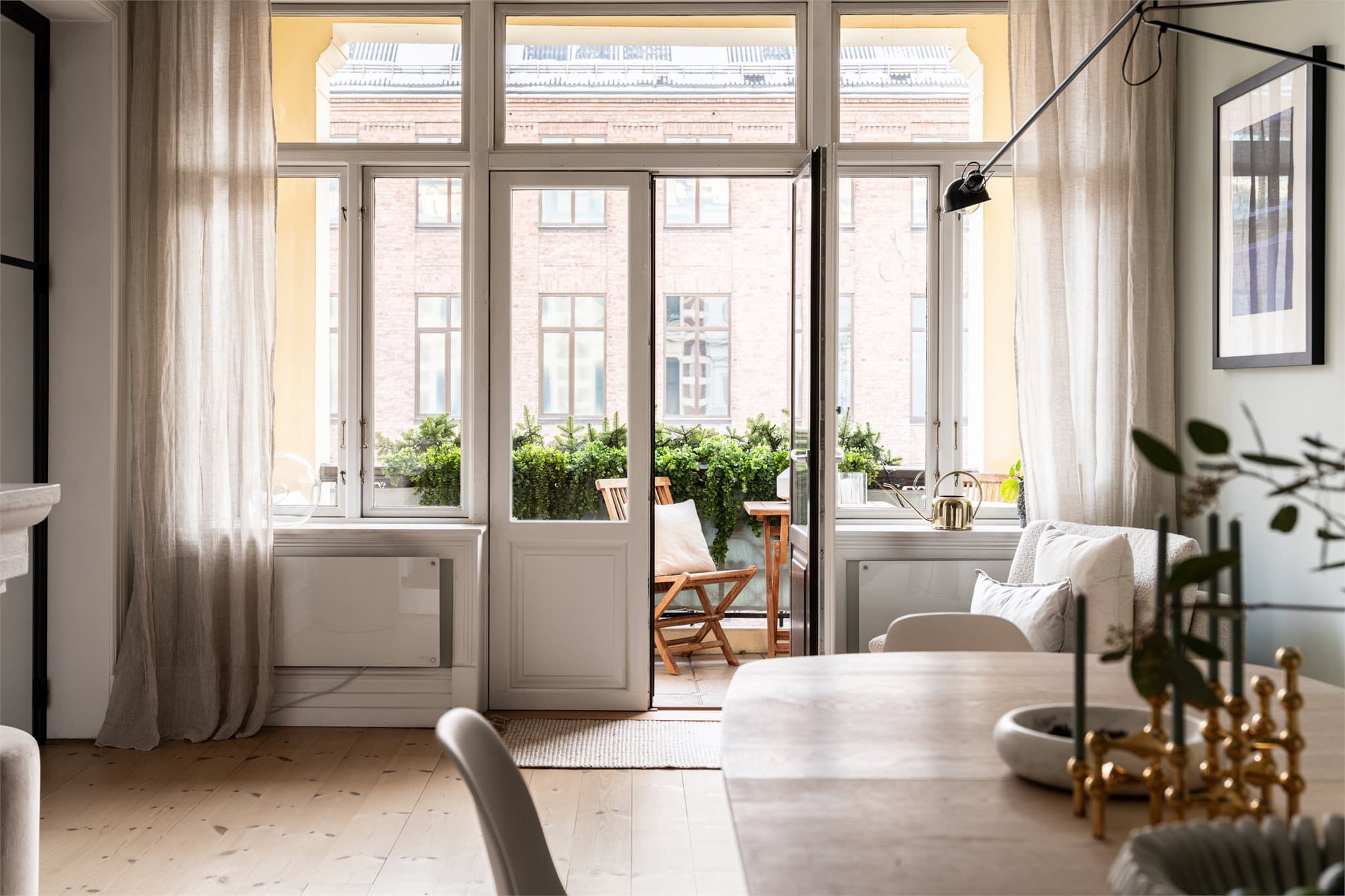 Emera Eiendomsmegling ønsker velkommen til Elisenbergveien 32. Foto. Joakim Karlsen.