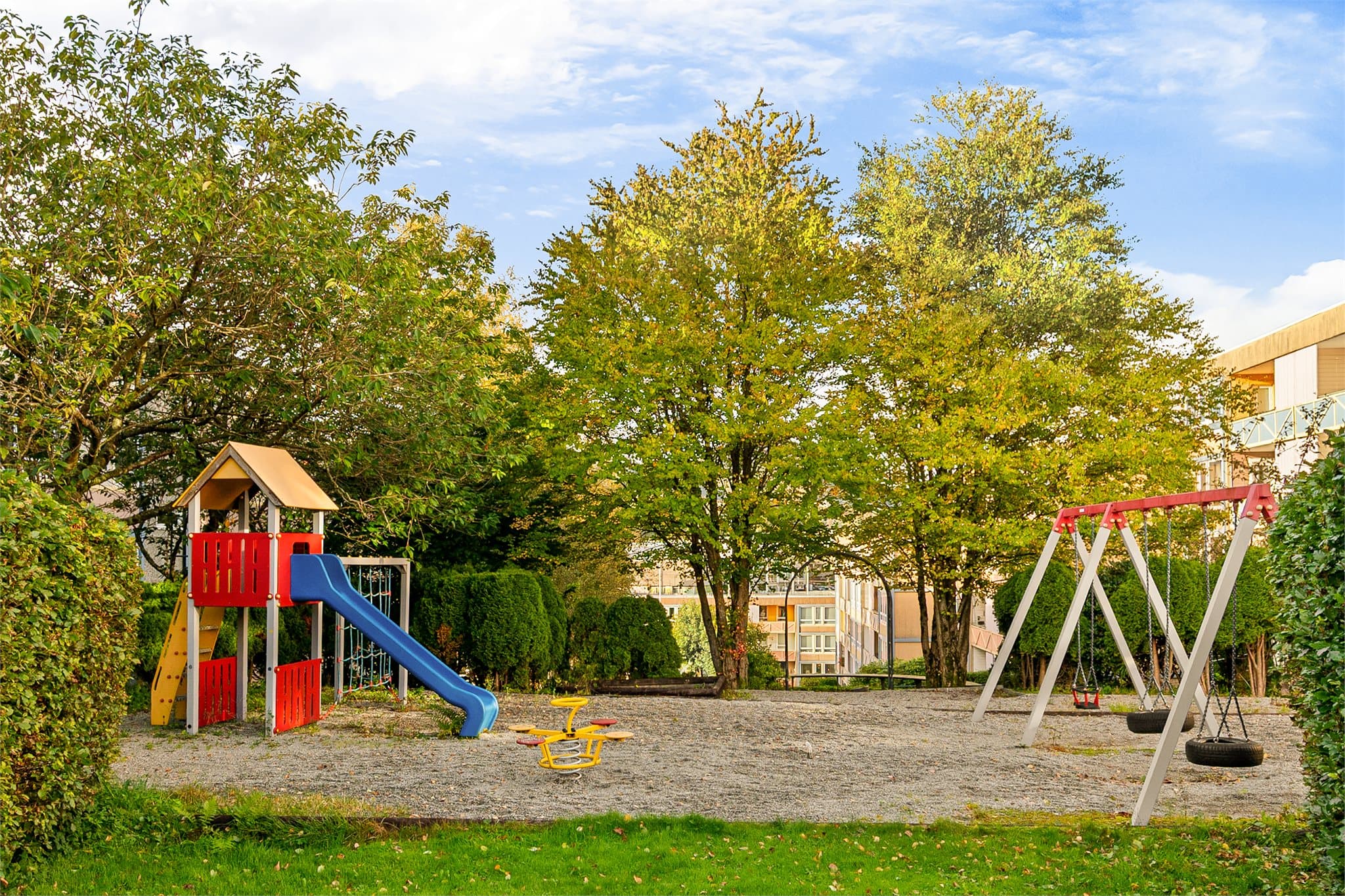 - Et barnevennlig område med gangavstand til barnehager, skoler og flotte aktivitetstilbud -