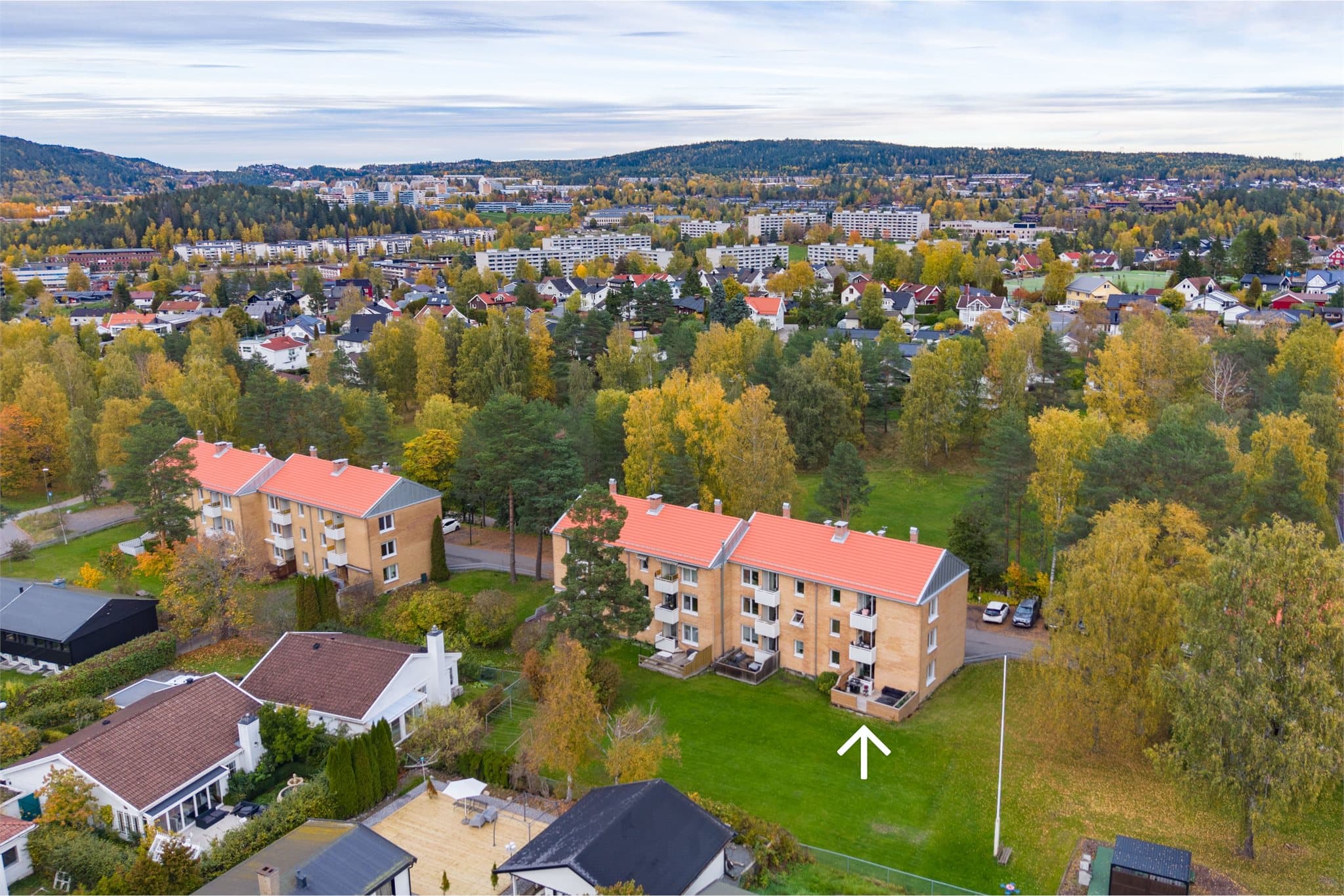 Beliggenheten er svært attraktiv i blindvei på Høybråten.