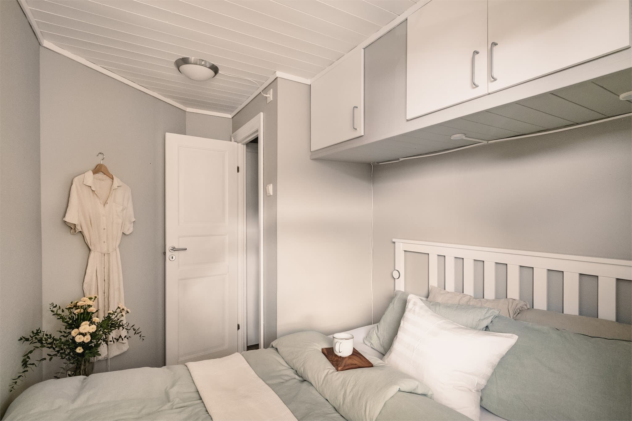 - Leiligheten disponerer i tillegg 2 boder, en i kjelleren og en i 1. etasje -