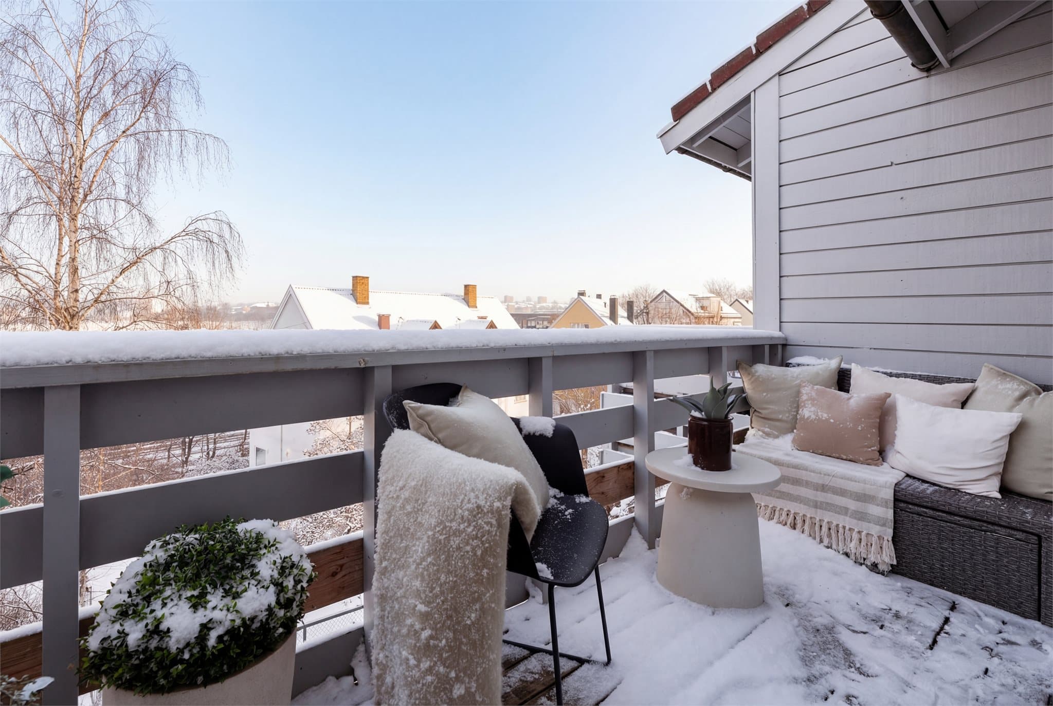 2-roms andelsleilighet med meget attraktiv og sjelden god beliggenhet i sjarmerende Ekebergskrenten.