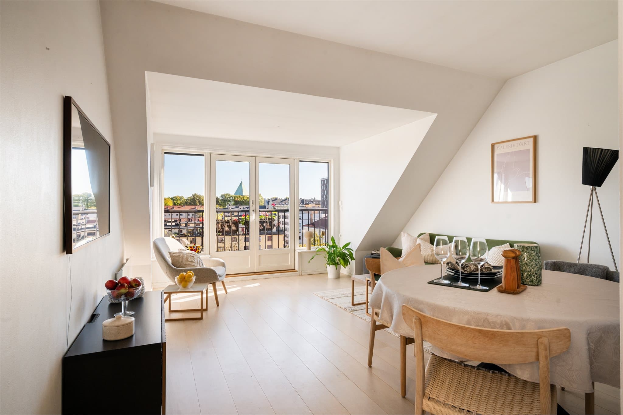 Herlig, stemningsfull utsikt fra leiligheten.