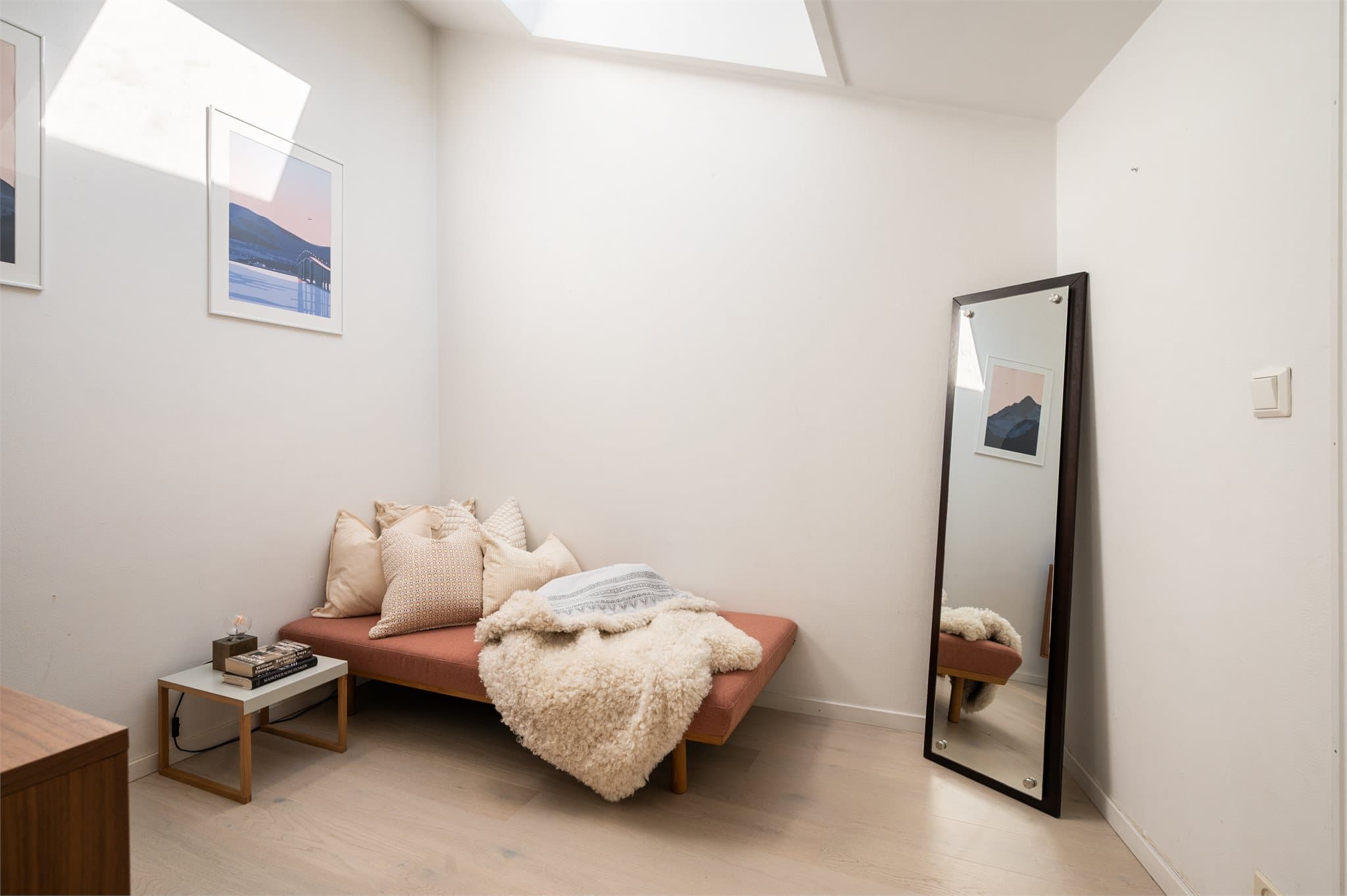 Også her gir et takvindu godt med naturlig lys.